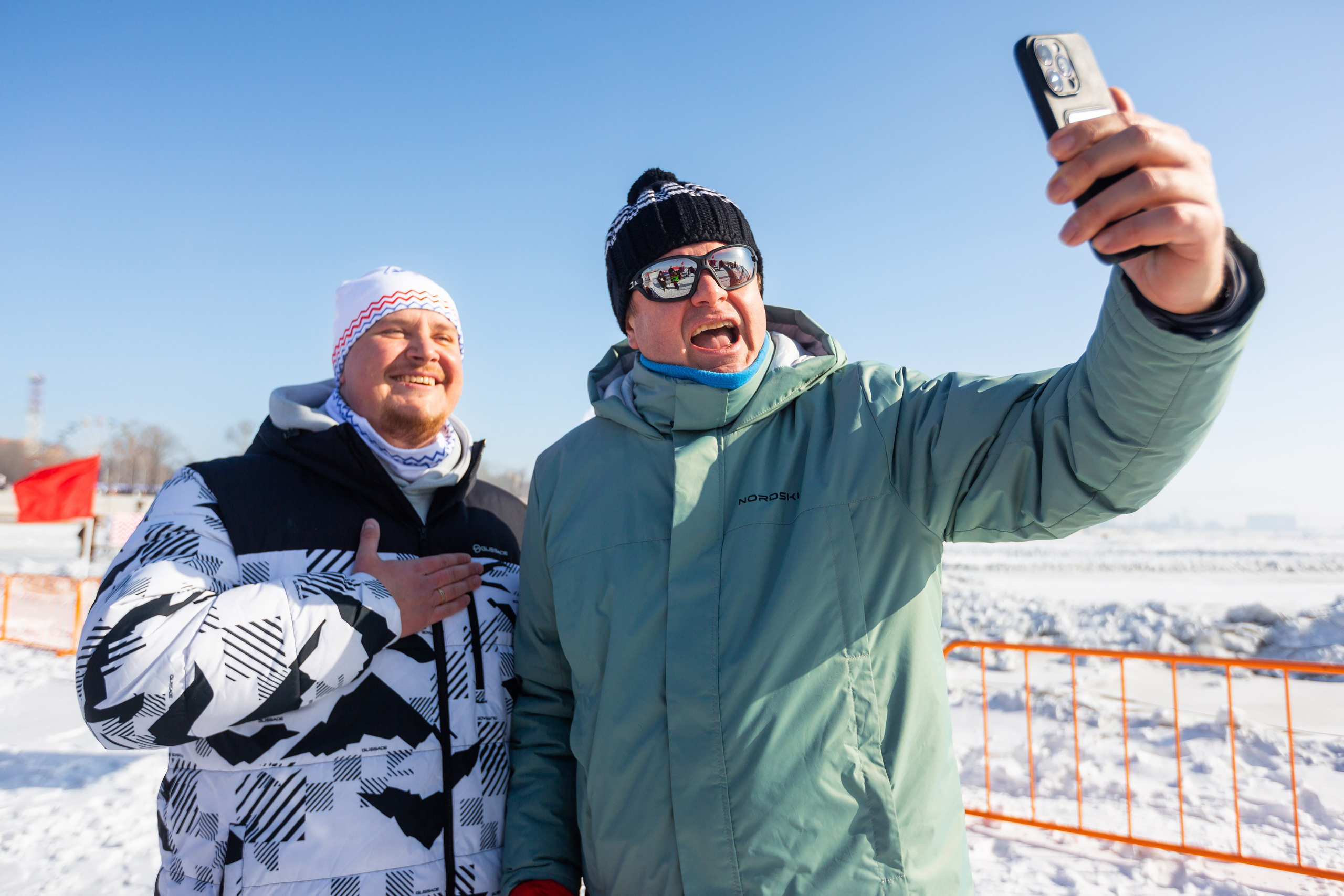 Гонки на Амуре (Россия — Китай). День 2. Фотограф Эдуард Глок в г. Благовещенске Амурской области