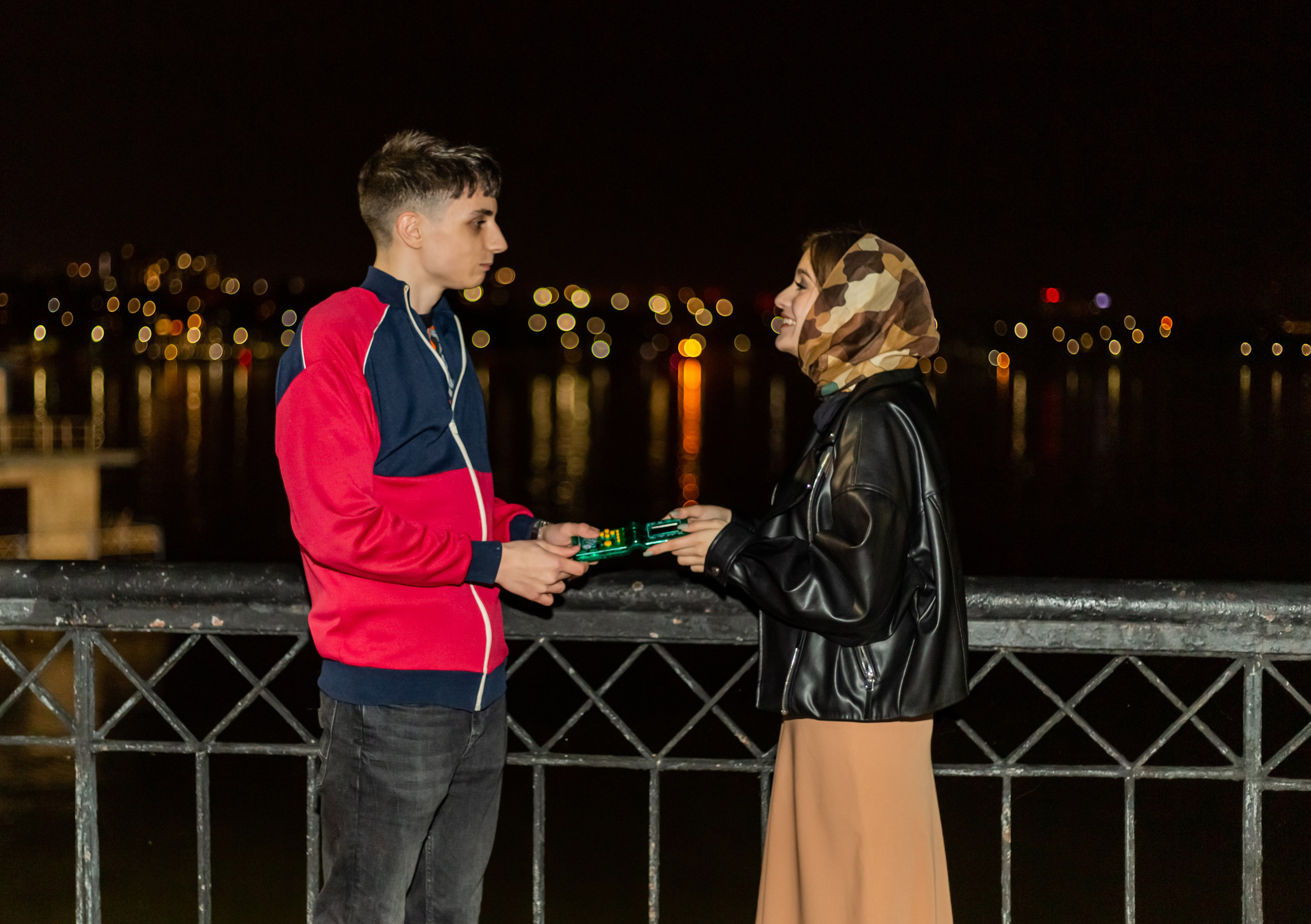 Вечерняя съемка в стиле 90-х. 11А — школа 9. Выпускные альбомы Воронеж от Веры Соколовой