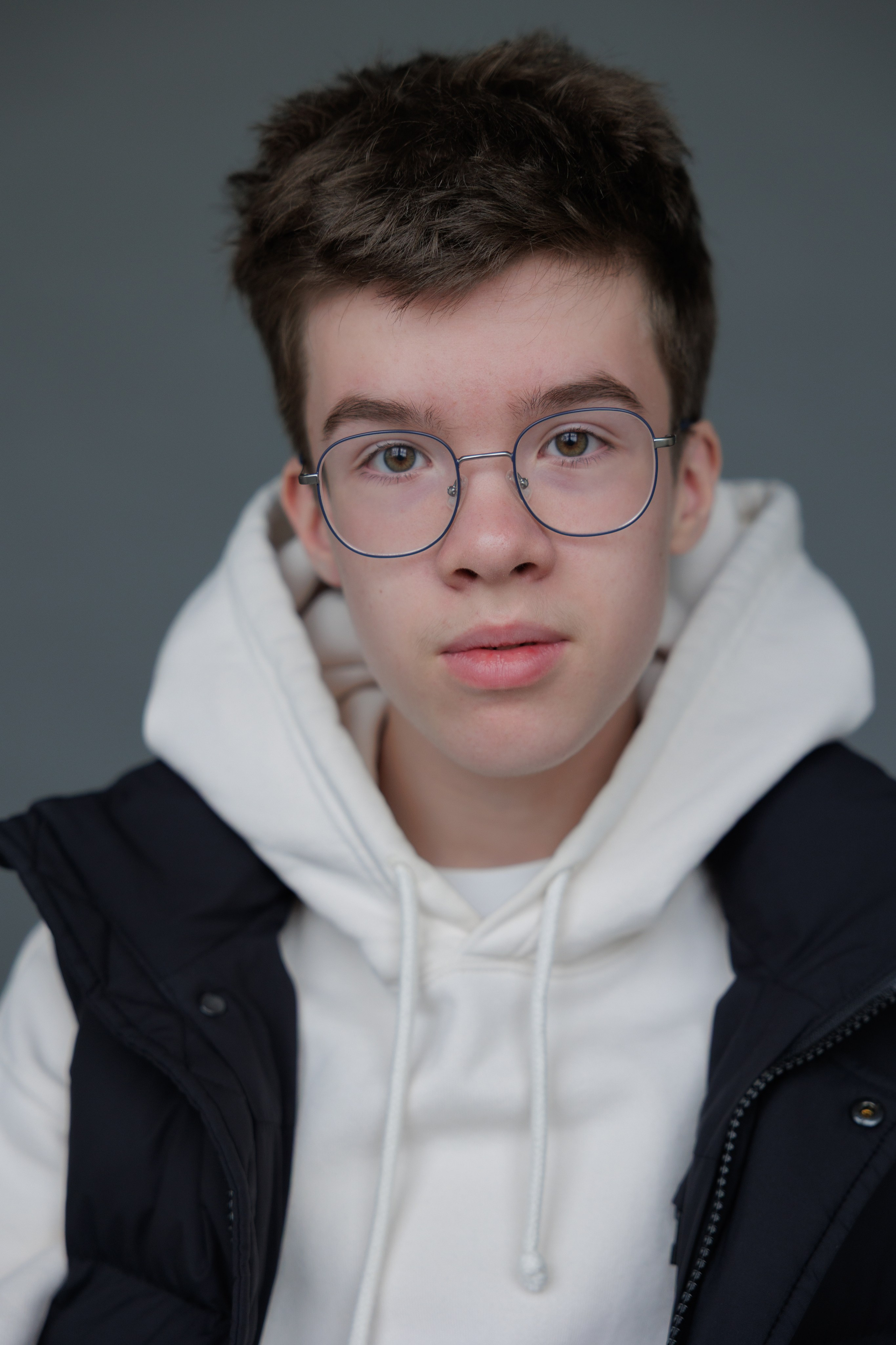 ВАСЯ. Я фотограф из Москвы к Вашим услугам