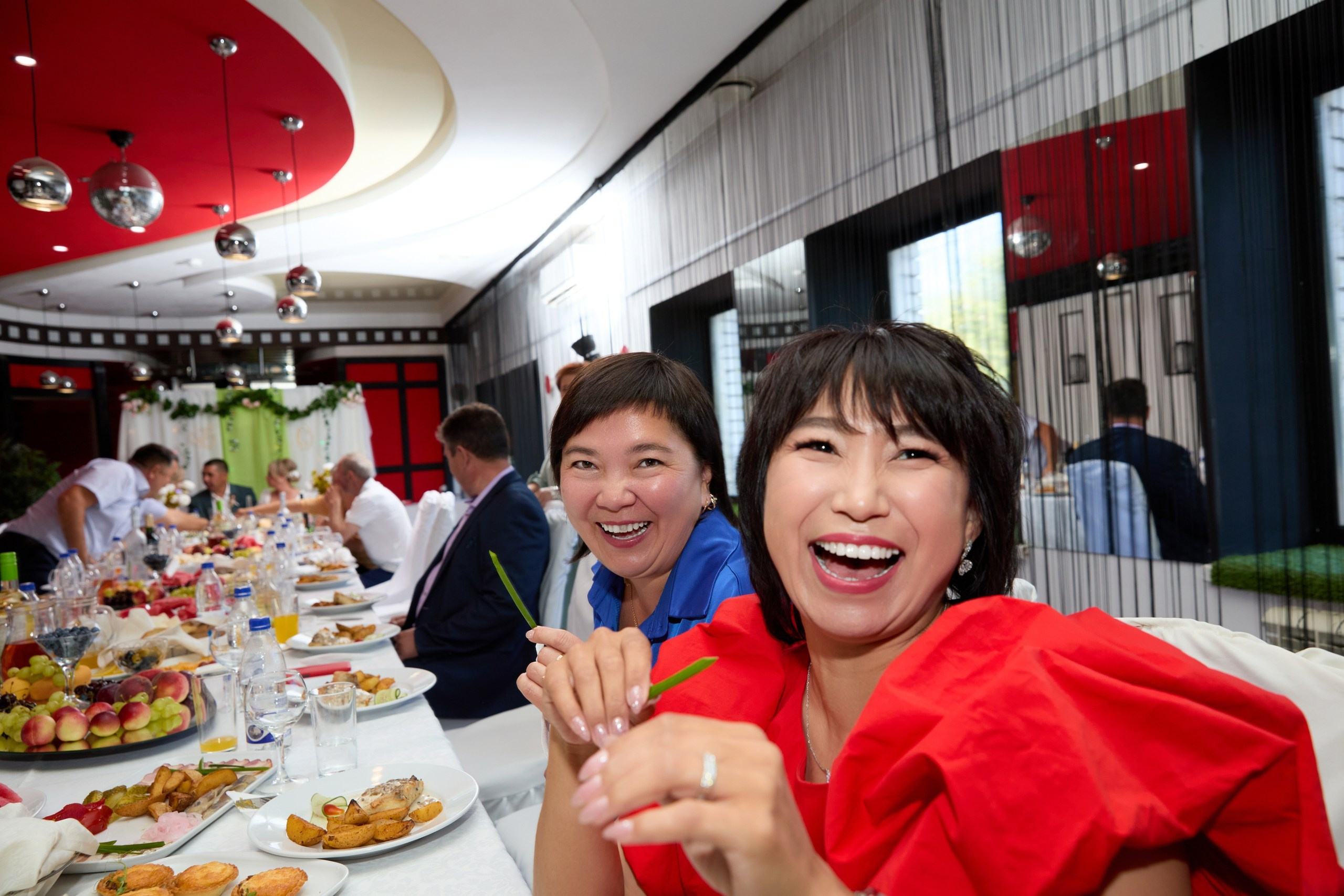 Свадебная фотография. Репортажный фотограф в Самаре