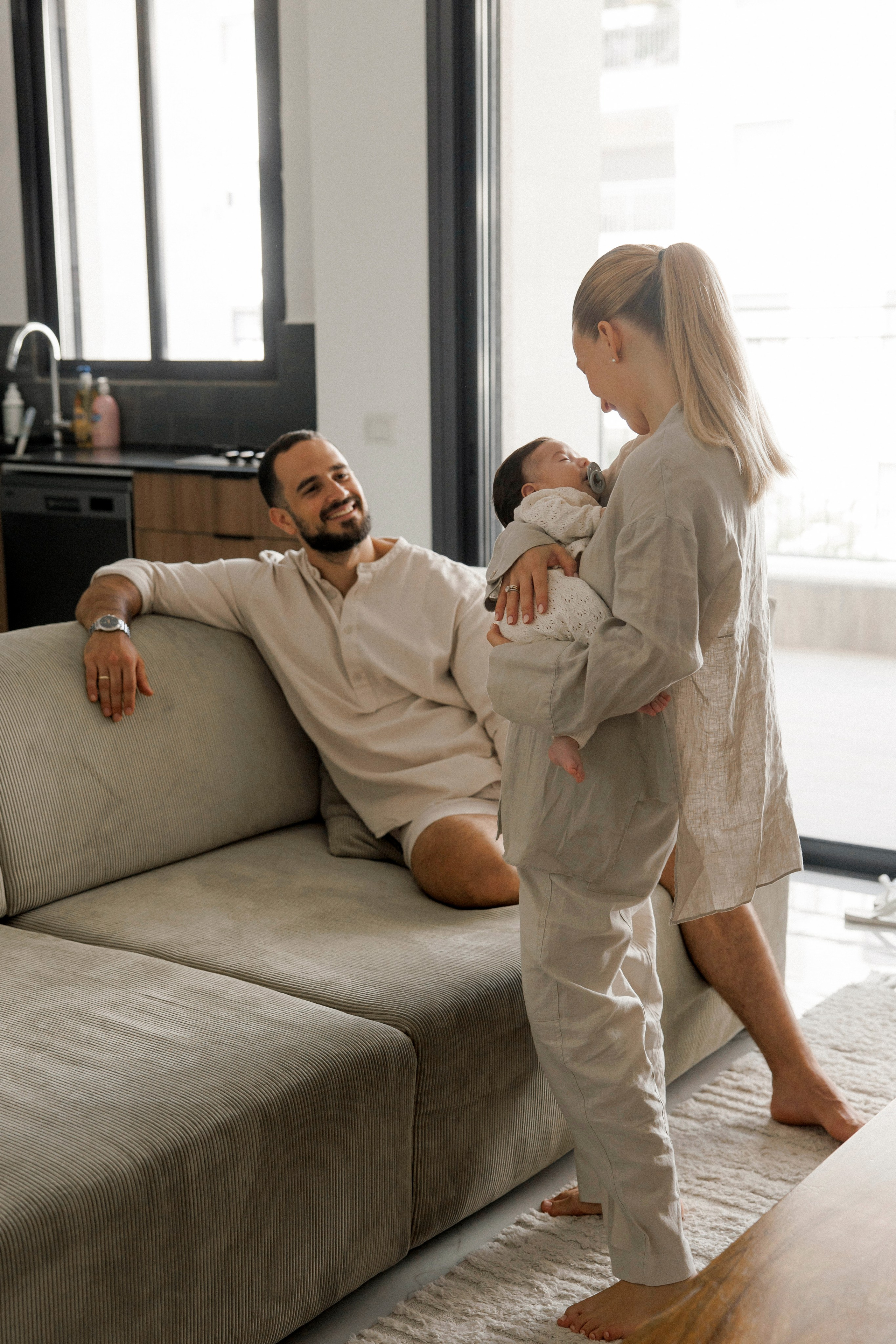 New born family photoshoot at home. Wedding and family photographer