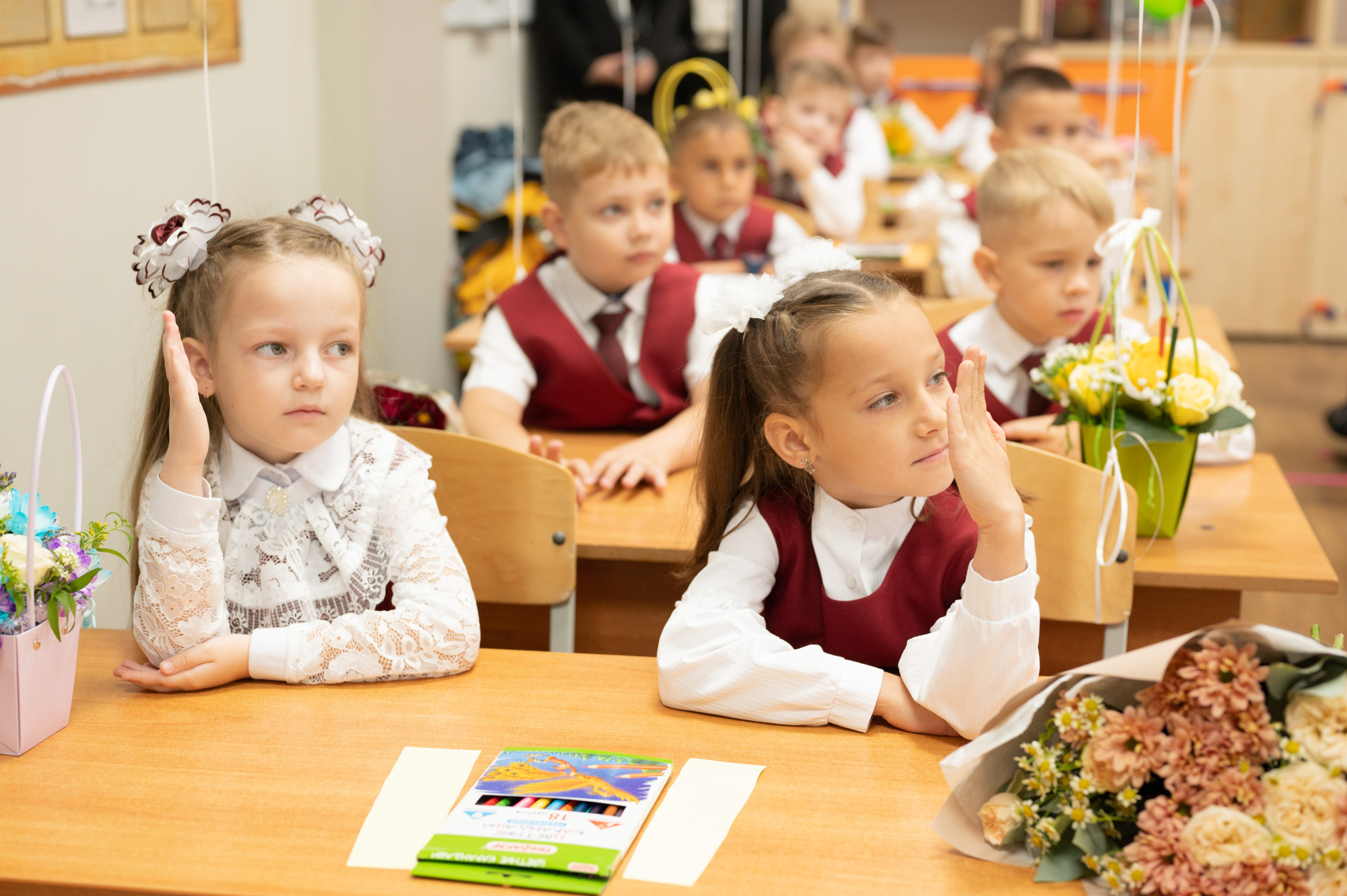 1 сентября 1 К 16 гимназия репортаж, линейка +в классе. Фотограф новорожденных, семейный детский в Тюмени Татьяна Морозова