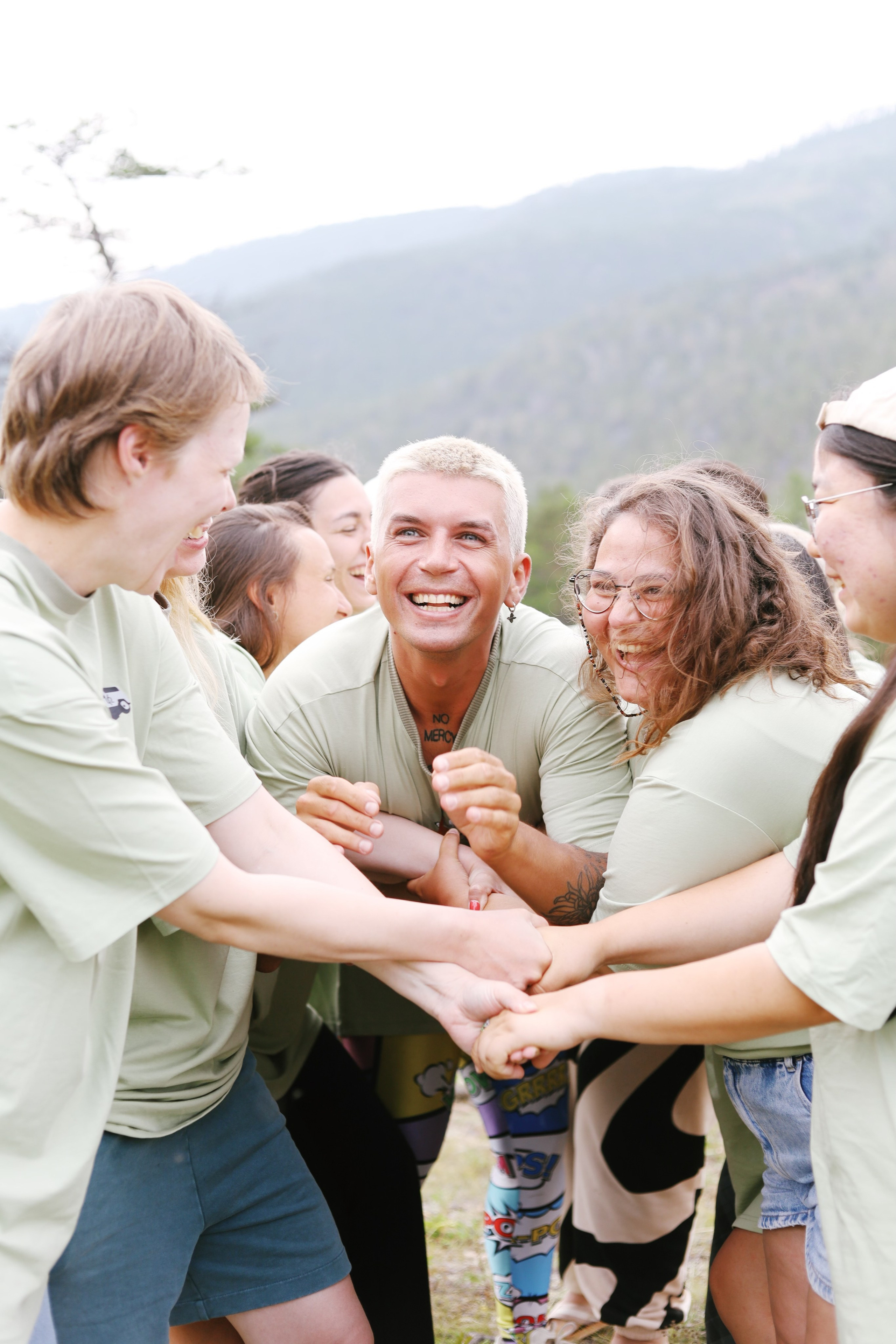 Лето 2024 / палатки. 1642 — первый лагерь для взрослых на Байкале