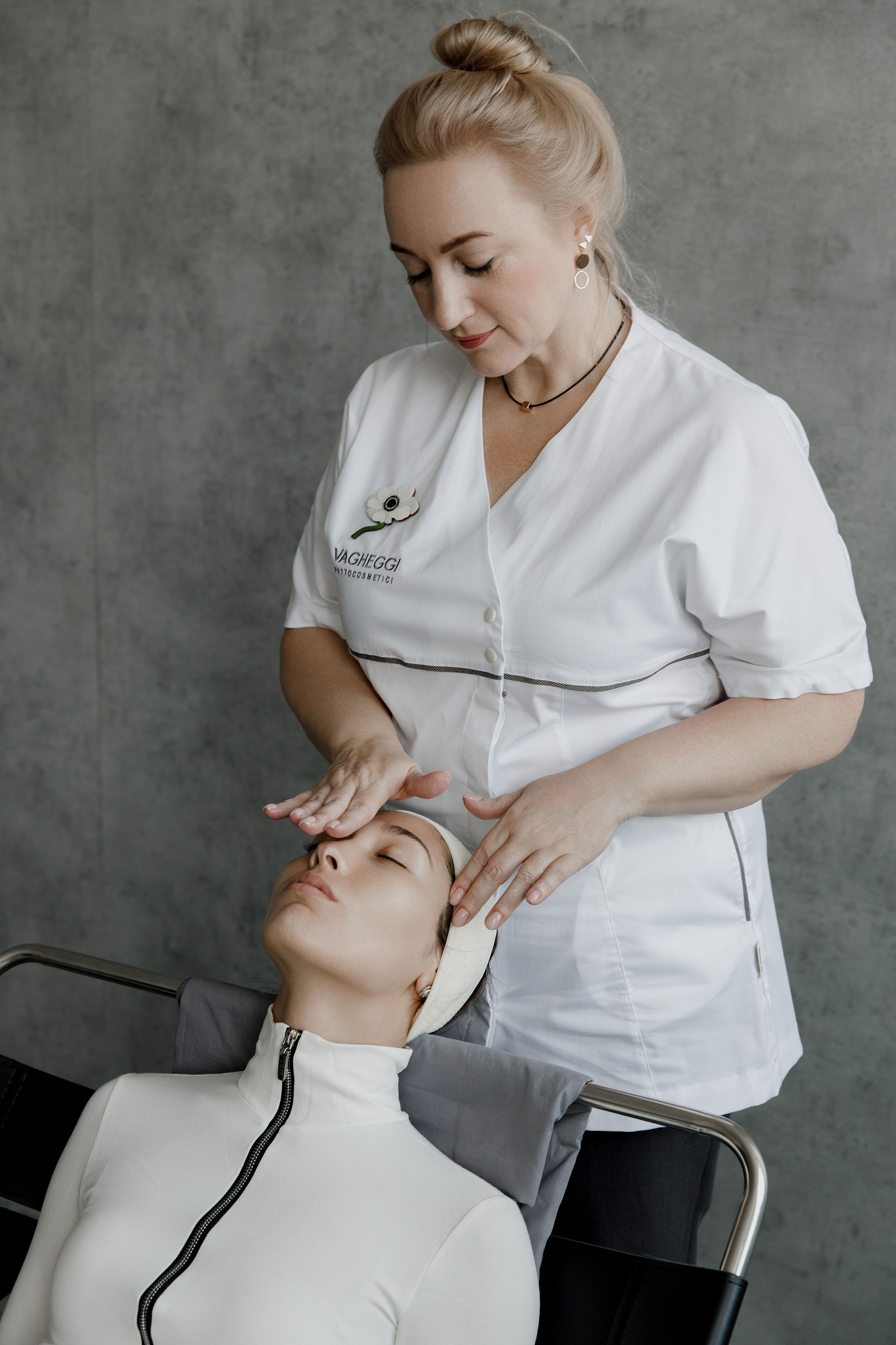 Косметолог-эстетист. Свадебный и семейный фотограф  во Владивостоке Ольга Украинец