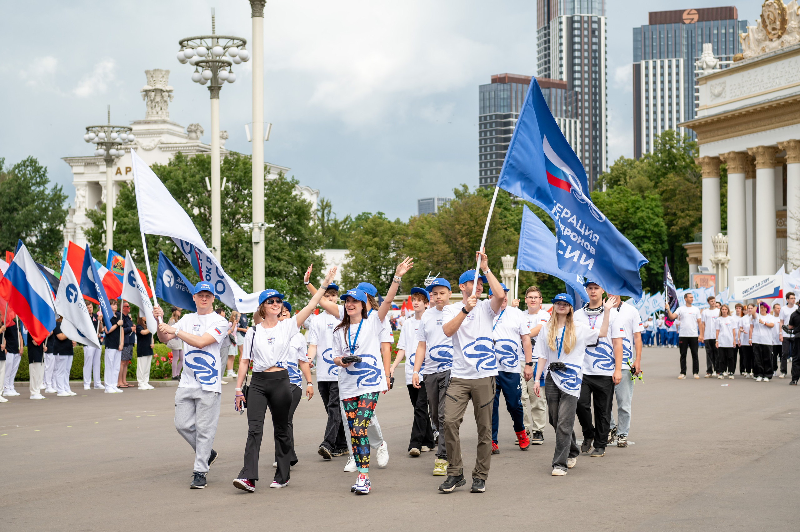 Спортивное шествие посвященное Дню физкультурника!. Детский и семейный фотограф г. Москва Оксана Катаджи