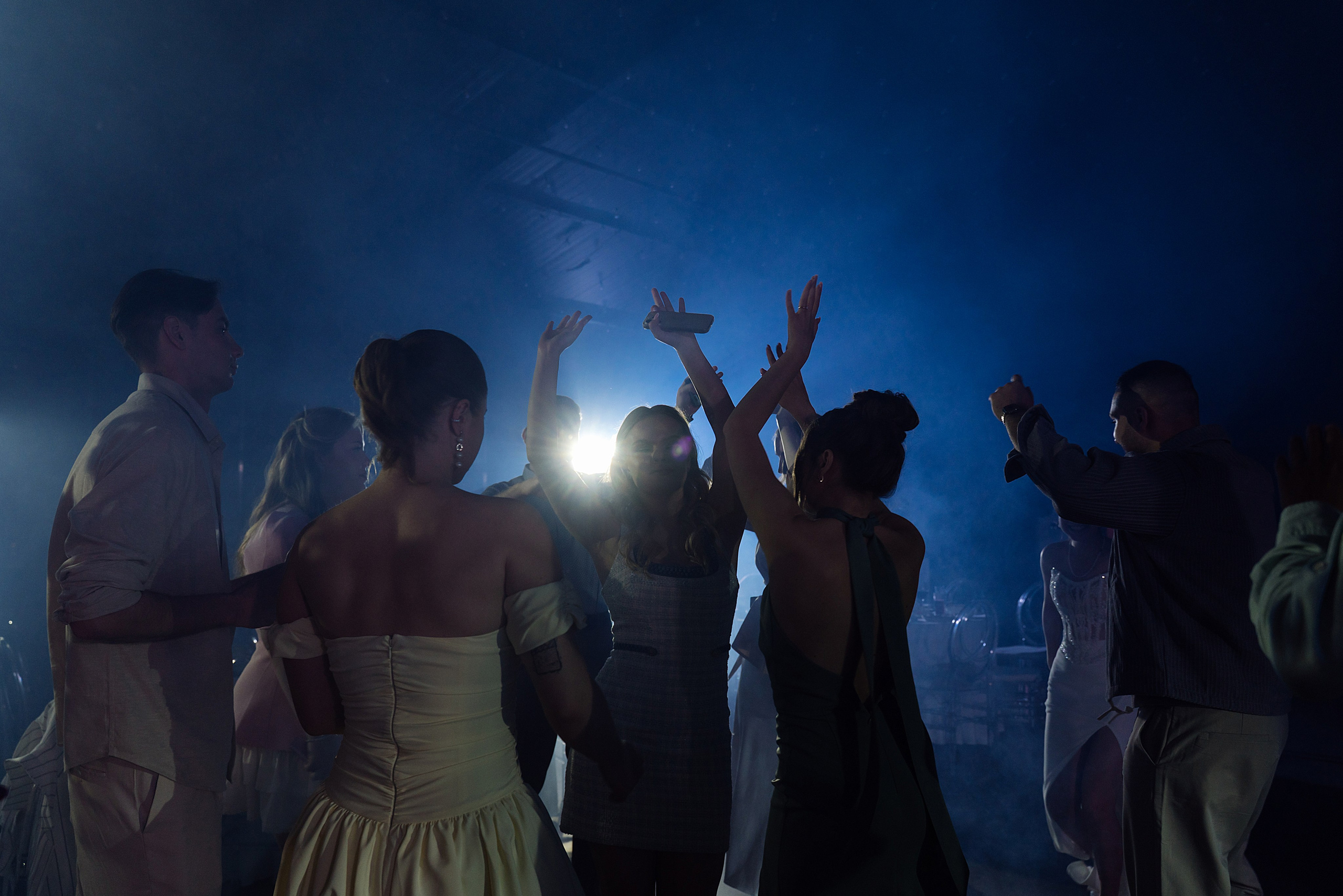 Иван и Изабелла «Веранда Отрадное». Свадебный фотограф