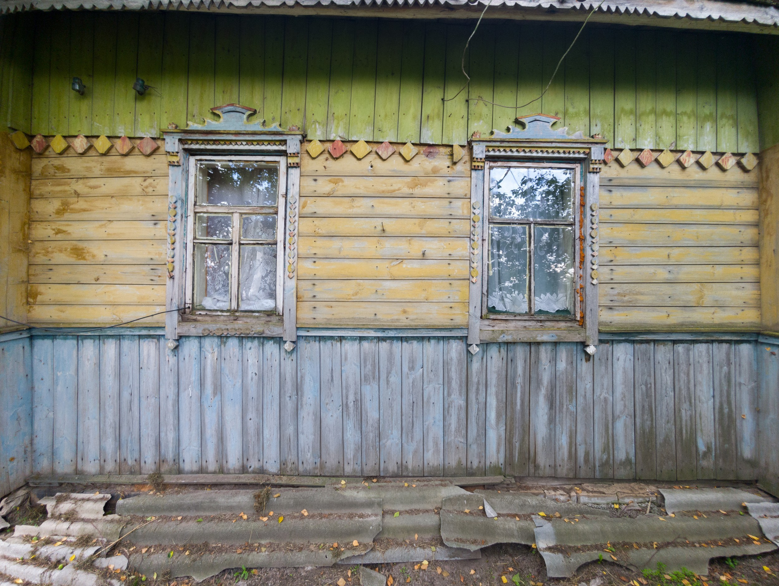 Home.land. Künstler Verstecktoff