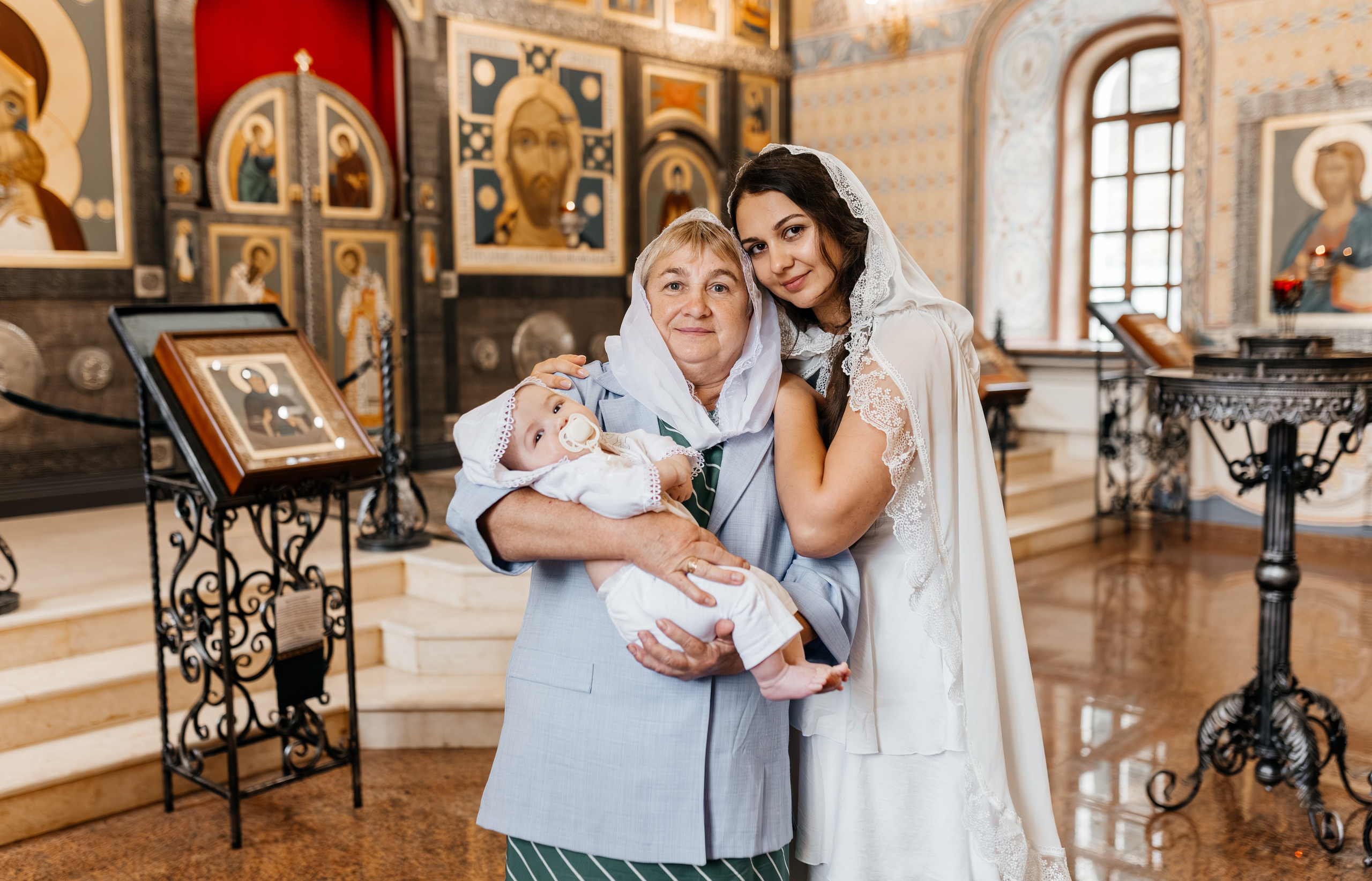 Крещение Леона. Екатерина Крапивина фотограф церковных Таинств в Нижний Новгороде