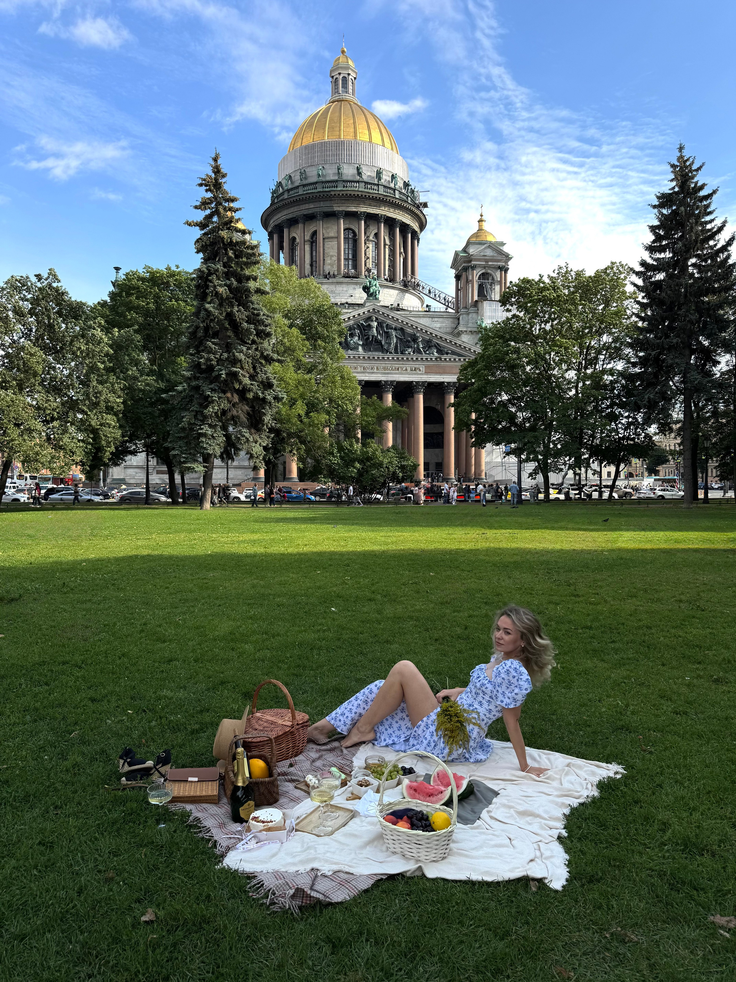 Пикник у Исаакиевского. Утонченный фотограф в Санкт-Петербурге Ксения Пелевина