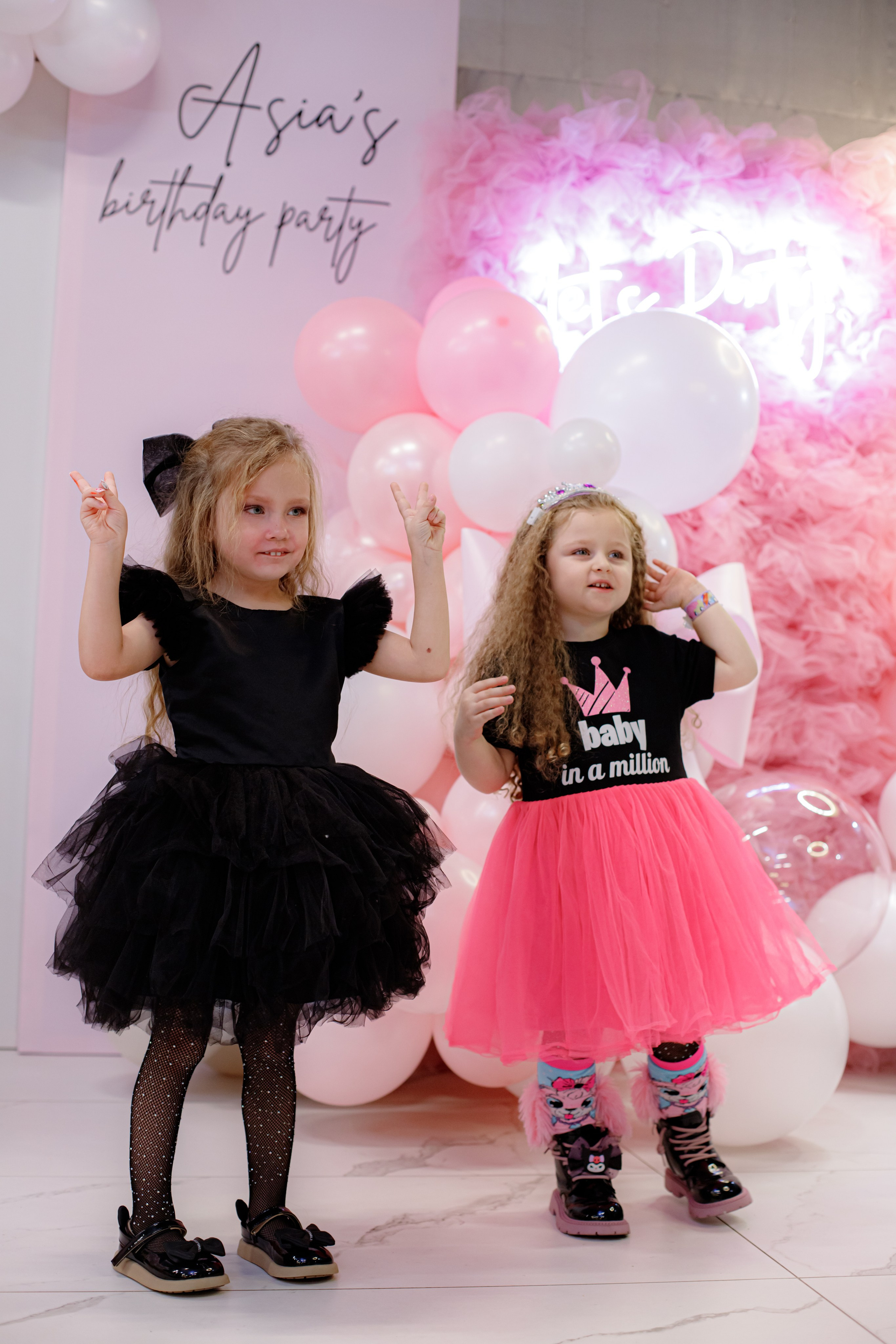 ASIA'S BIRTHDAY PARTY. Photokarish