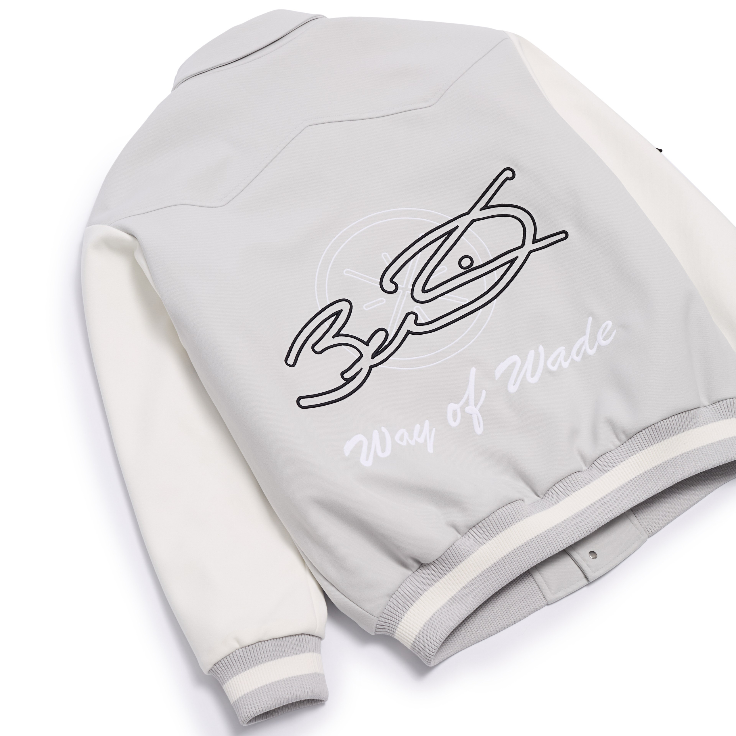 Съемка детской  и взрослой одежды в раскладку    фотосъемка одежды,  фотосъемка спортивной одежды, фотосъемка повседневной одежды, съемка для сайта, фотосъемка для маркетплейсов, фотосъемка дизайнерской одежды, фотосъемка премиумной одежды. фотосъемка бредовых вещей.