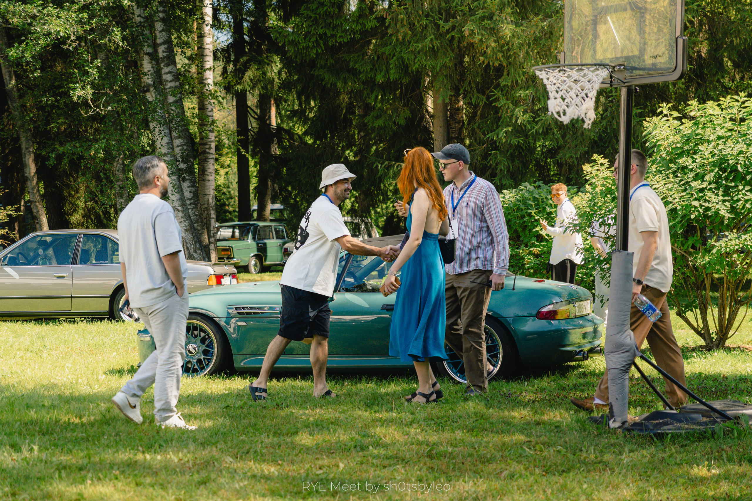 Масштабный летний фестиваль RYE Meet — встреча клуба любителей автомобилей старше 25-лет. Автомобильный фотограф Антон Цырулев