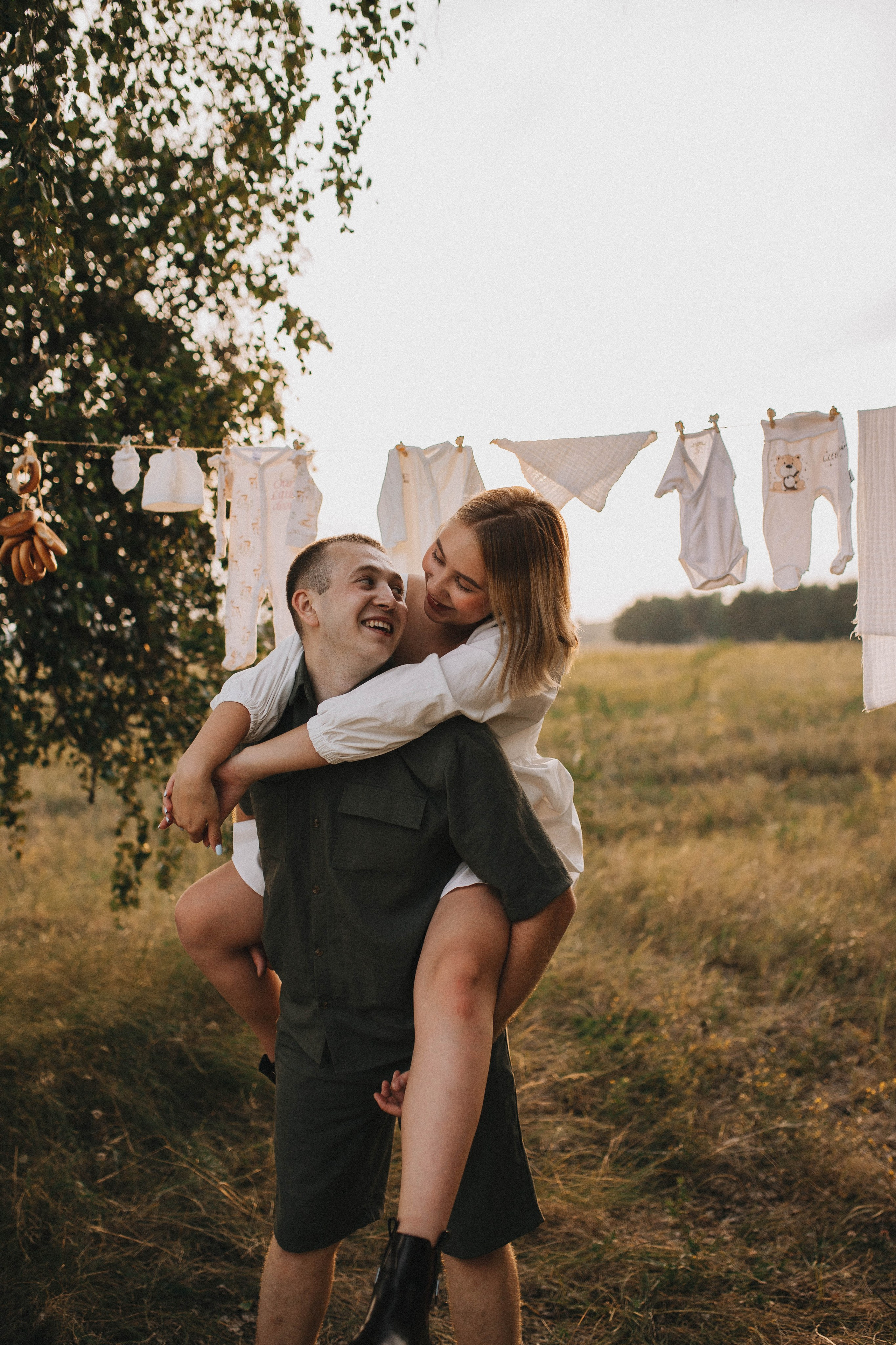 Семейный вечер в деревне. Свадебный фотограф Новосибирск