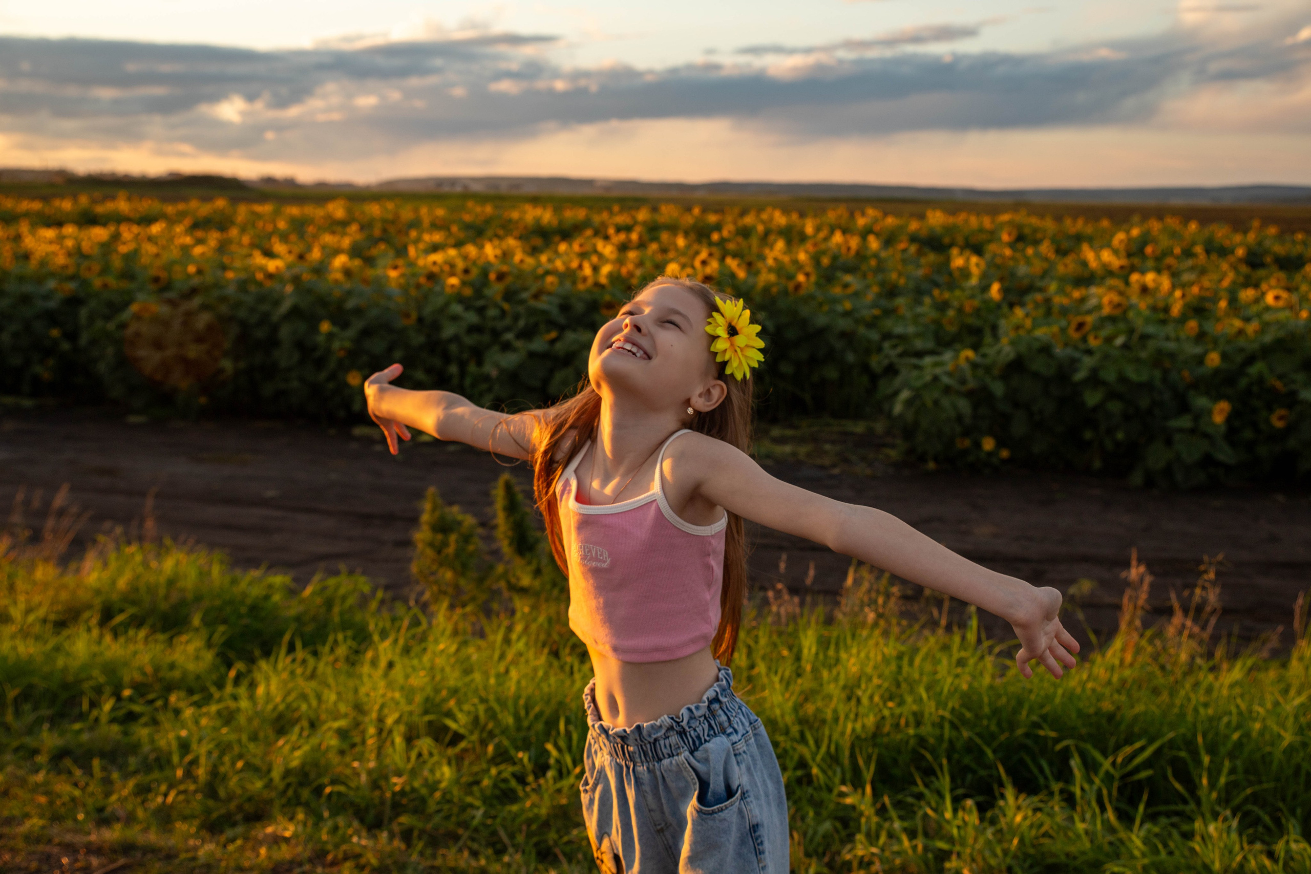 Фотосет в подсолнухах. Алена и Арина. Фотограф Лапочкина Татьяна
