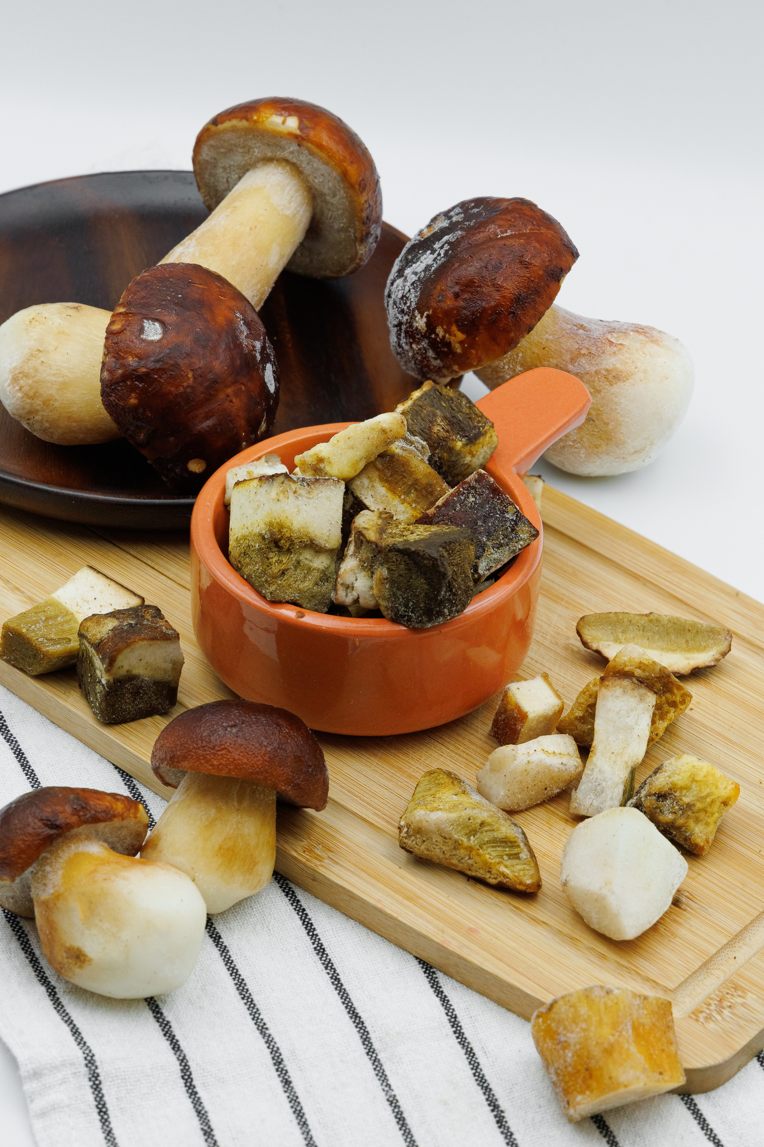 Съёмка для каталога грибной и ягодной продукции LesnoFF. Интерьерный, предметный фуд-фотограф в Нижнем Новгороде Наталья Латыпова