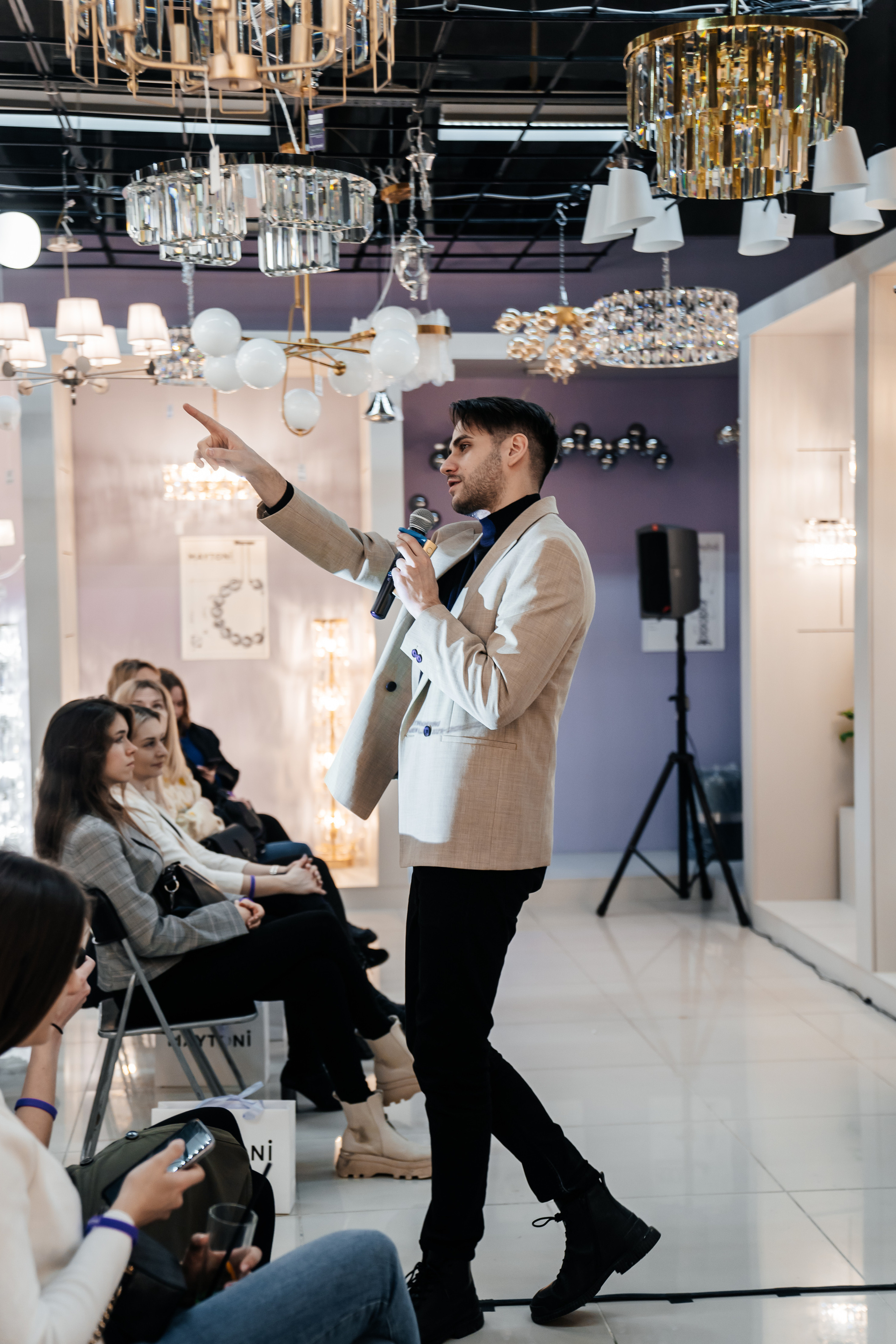 MAYTONI 2022 С В Е Т О Л О К. Свадебный и семейный фотограф В Барнауле Нечаева Таня