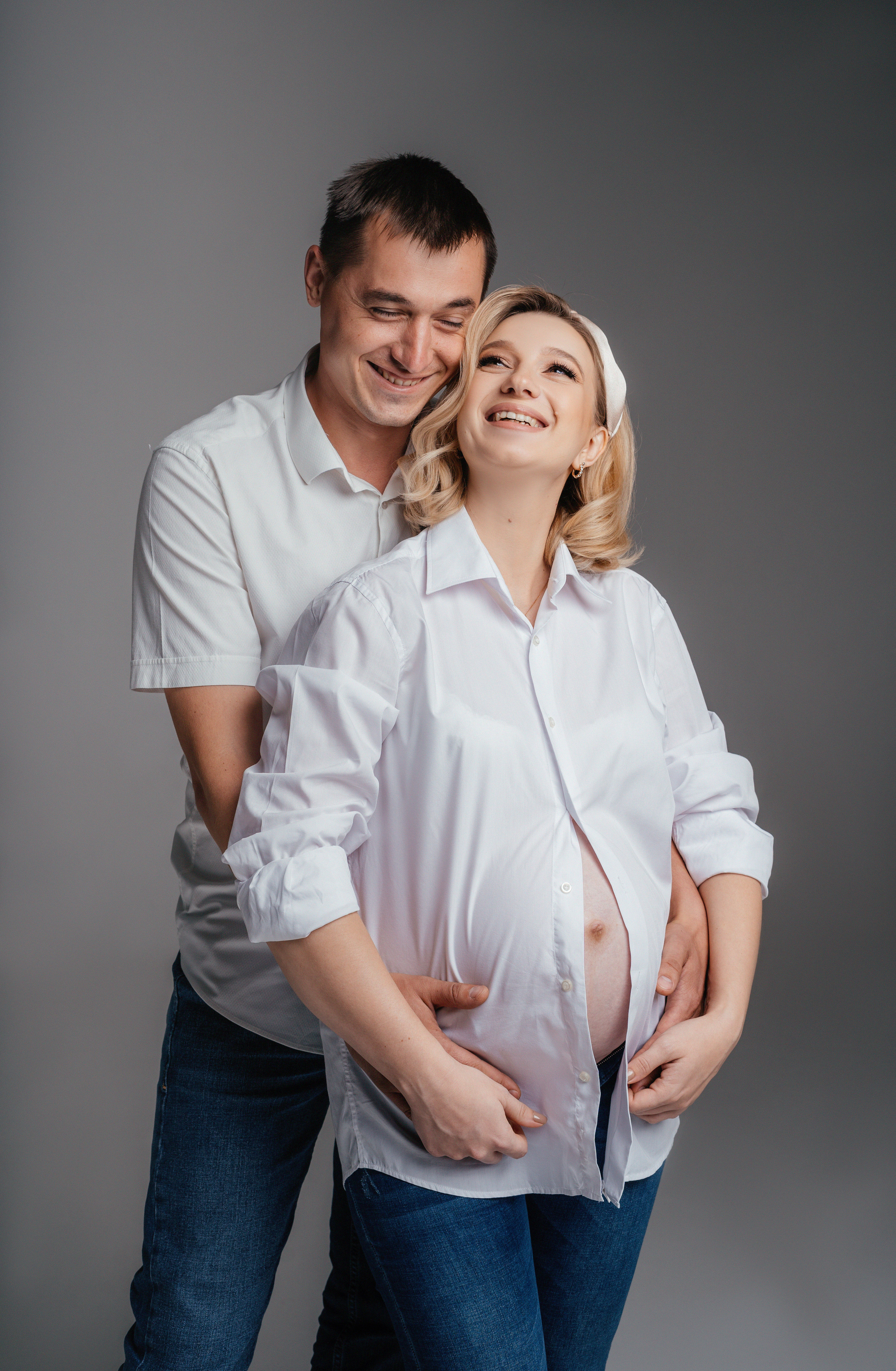 Фотосессия беременности фоновая съемка. Свадебный и семейный фотограф В Барнауле Нечаева Таня