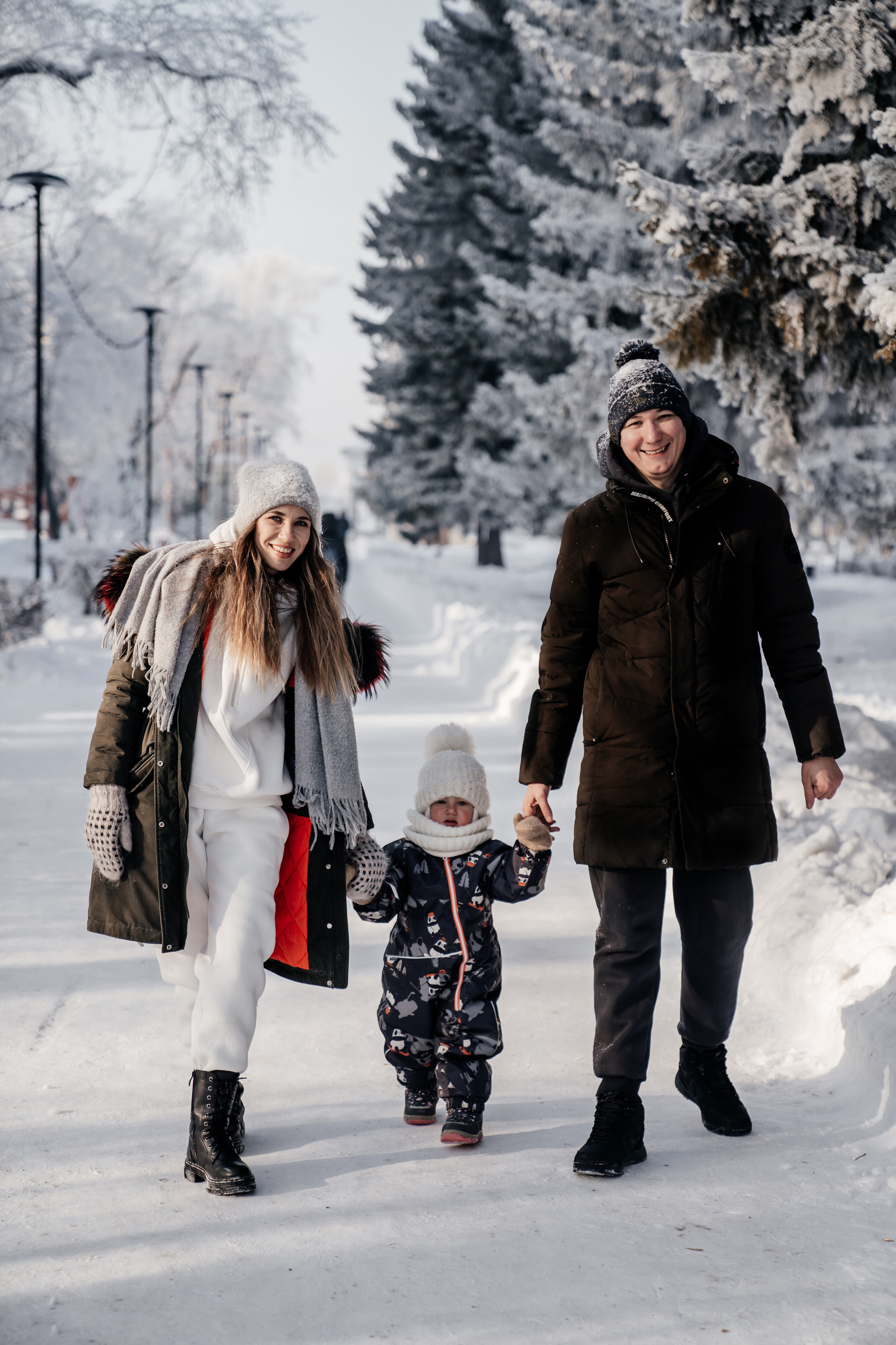 Прогулочная семейная фотосессия. Свадебный и семейный фотограф В Барнауле Нечаева Таня