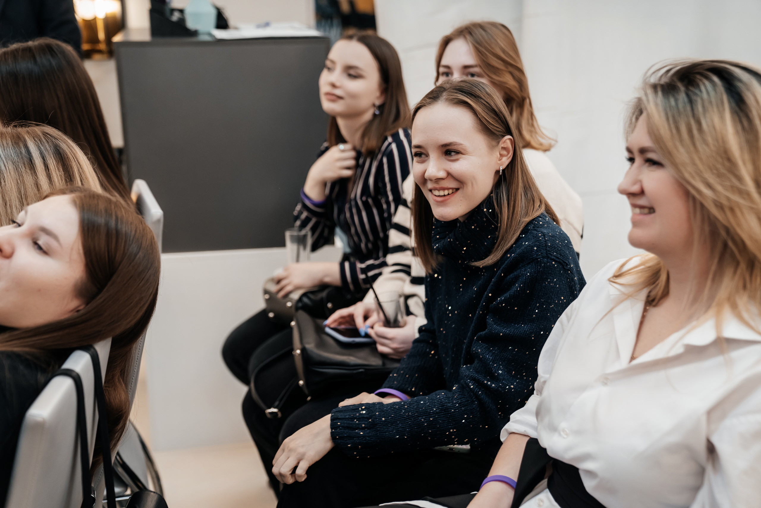 MAYTONI 2022 С В Е Т О Л О К. Свадебный и семейный фотограф В Барнауле Нечаева Таня