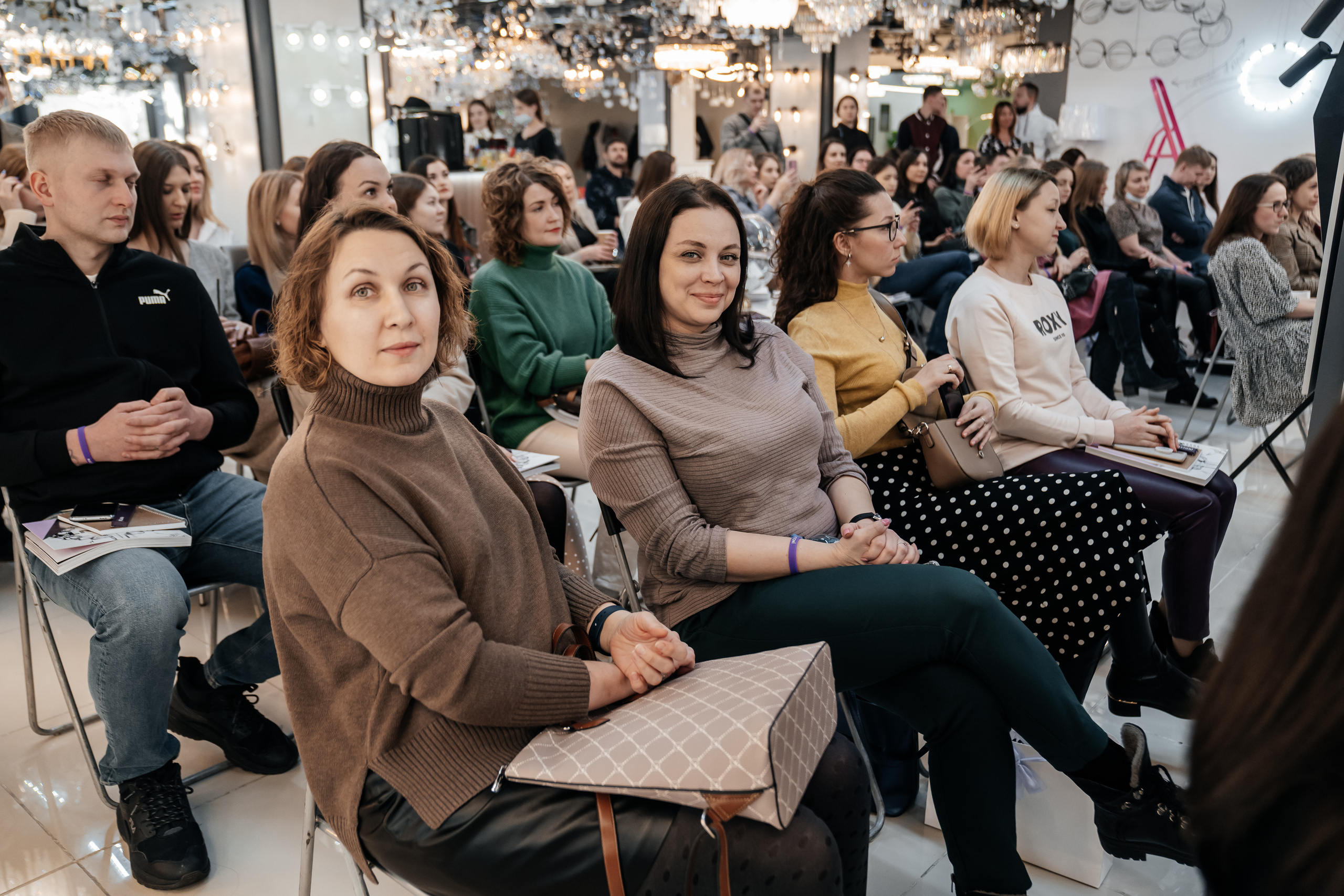 MAYTONI 2022 С В Е Т О Л О К. Свадебный и семейный фотограф В Барнауле Нечаева Таня