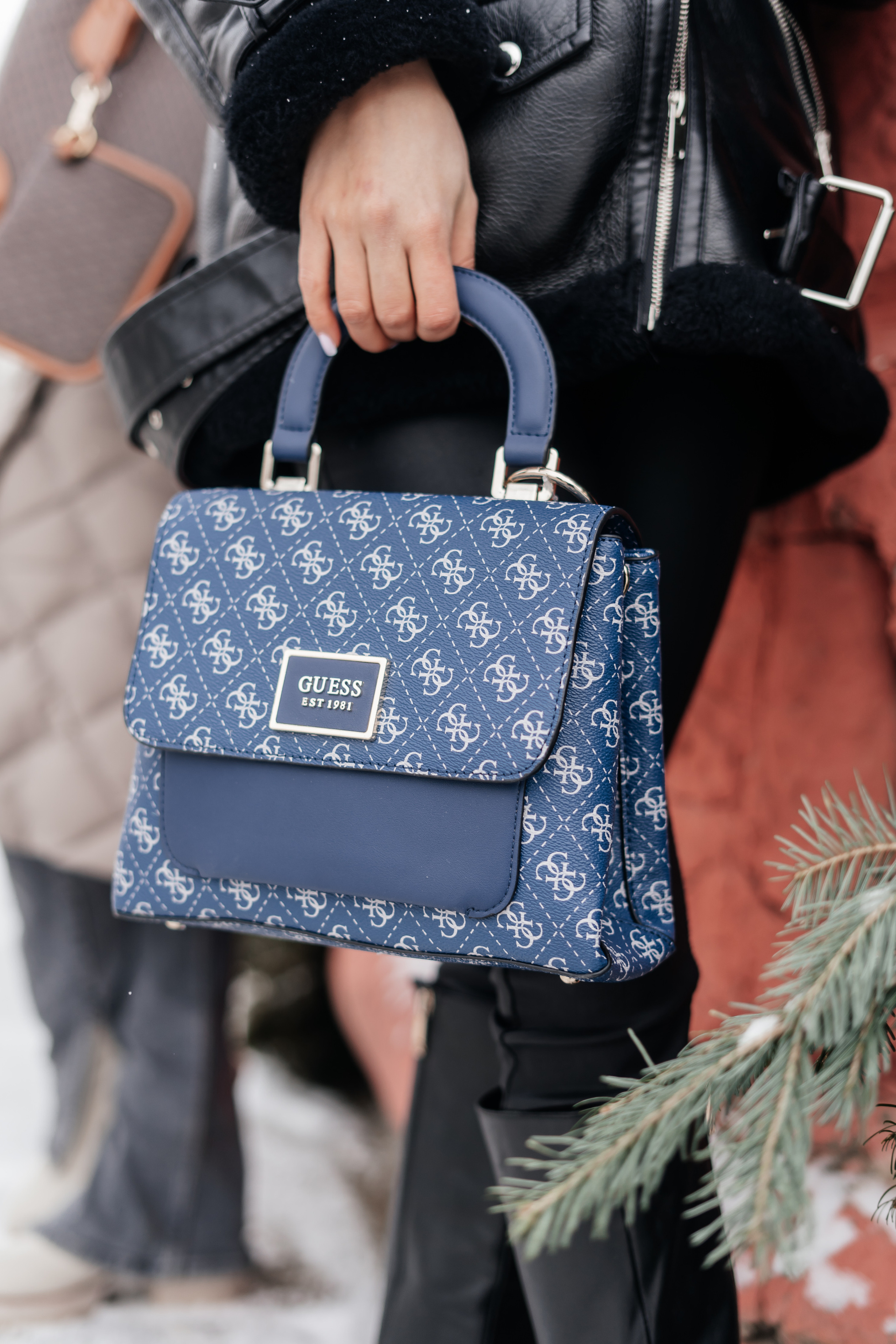 Контент для бренда сумок. Свадебный и семейный фотограф В Барнауле Нечаева Таня