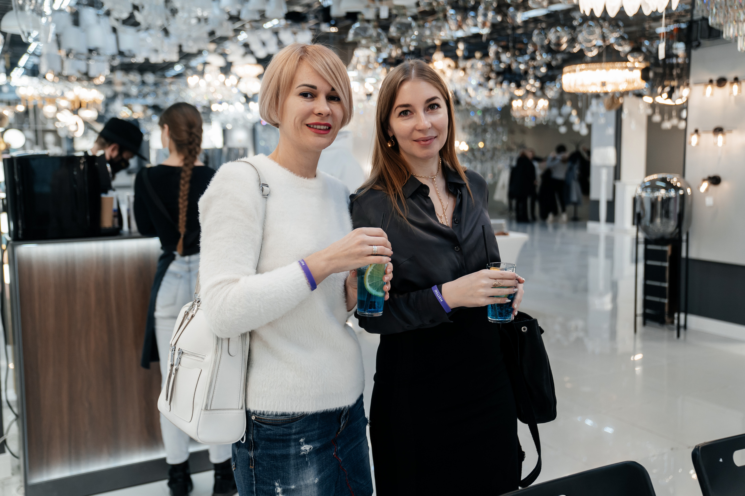 MAYTONI 2022 С В Е Т О Л О К. Свадебный и семейный фотограф В Барнауле Нечаева Таня