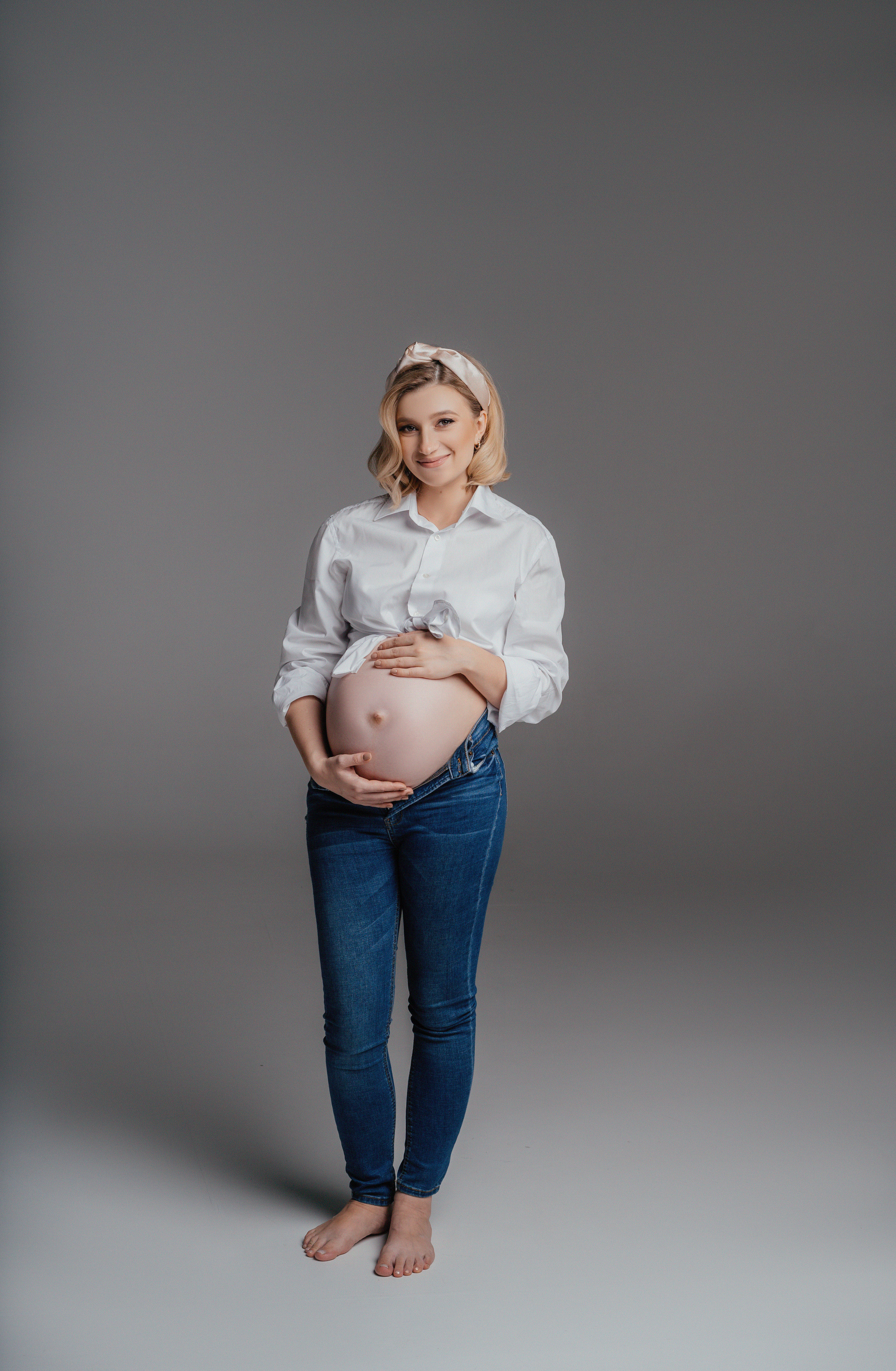 Фотосессия беременности фоновая съемка. Свадебный и семейный фотограф В Барнауле Нечаева Таня
