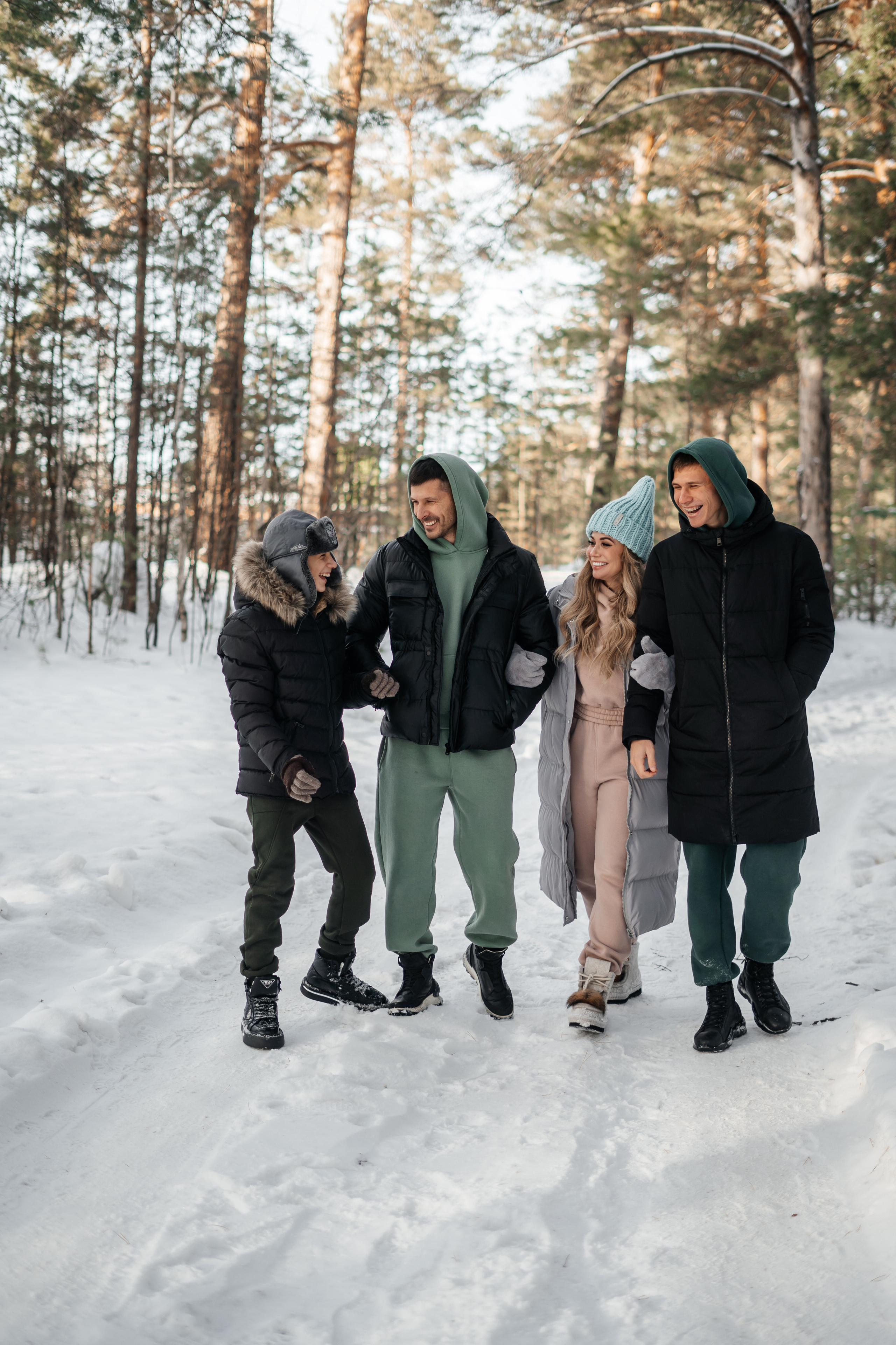 Семейная фотосессия в лесу. Свадебный и семейный фотограф В Барнауле Нечаева Таня