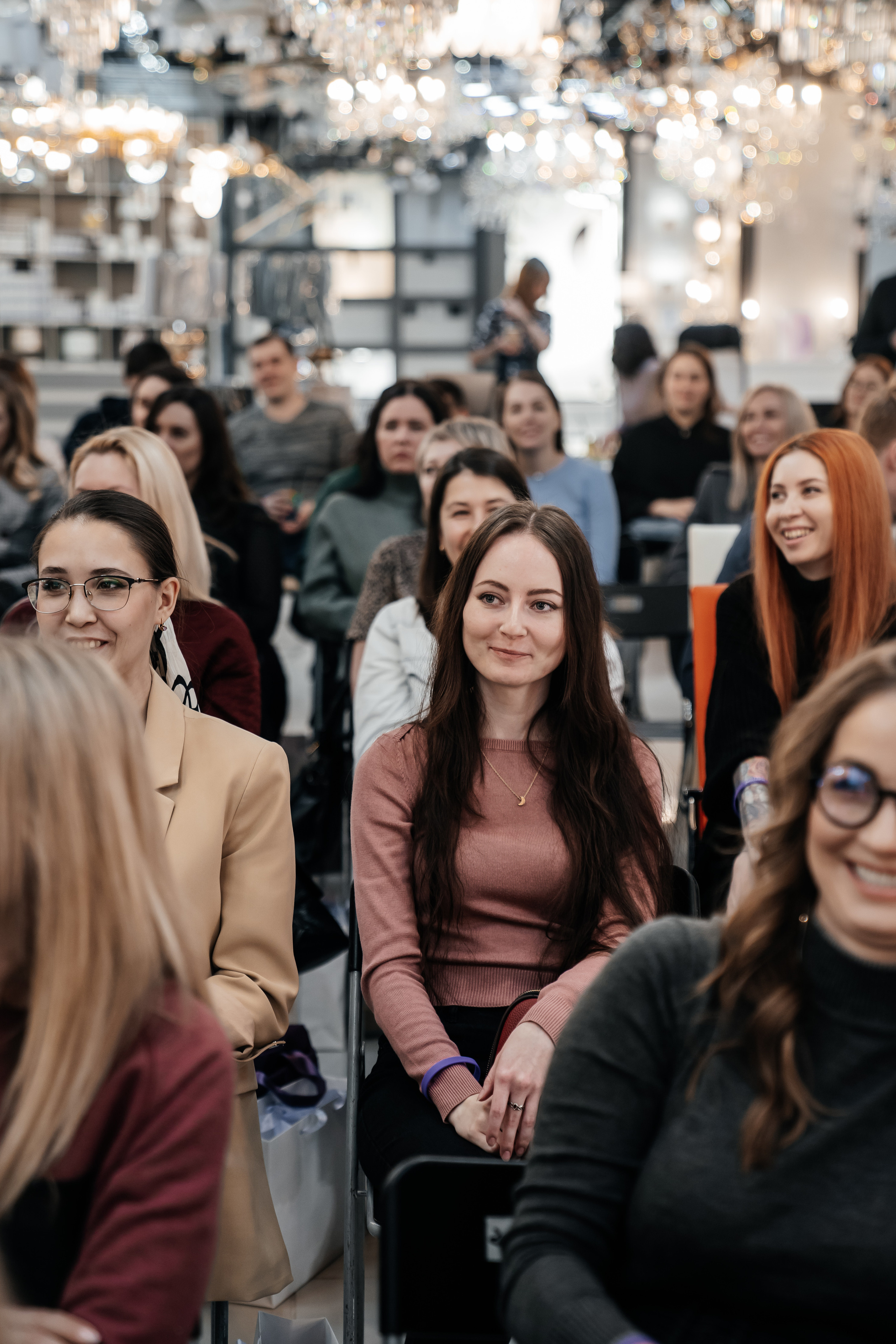 MAYTONI 2022 С В Е Т О Л О К. Свадебный и семейный фотограф В Барнауле Нечаева Таня