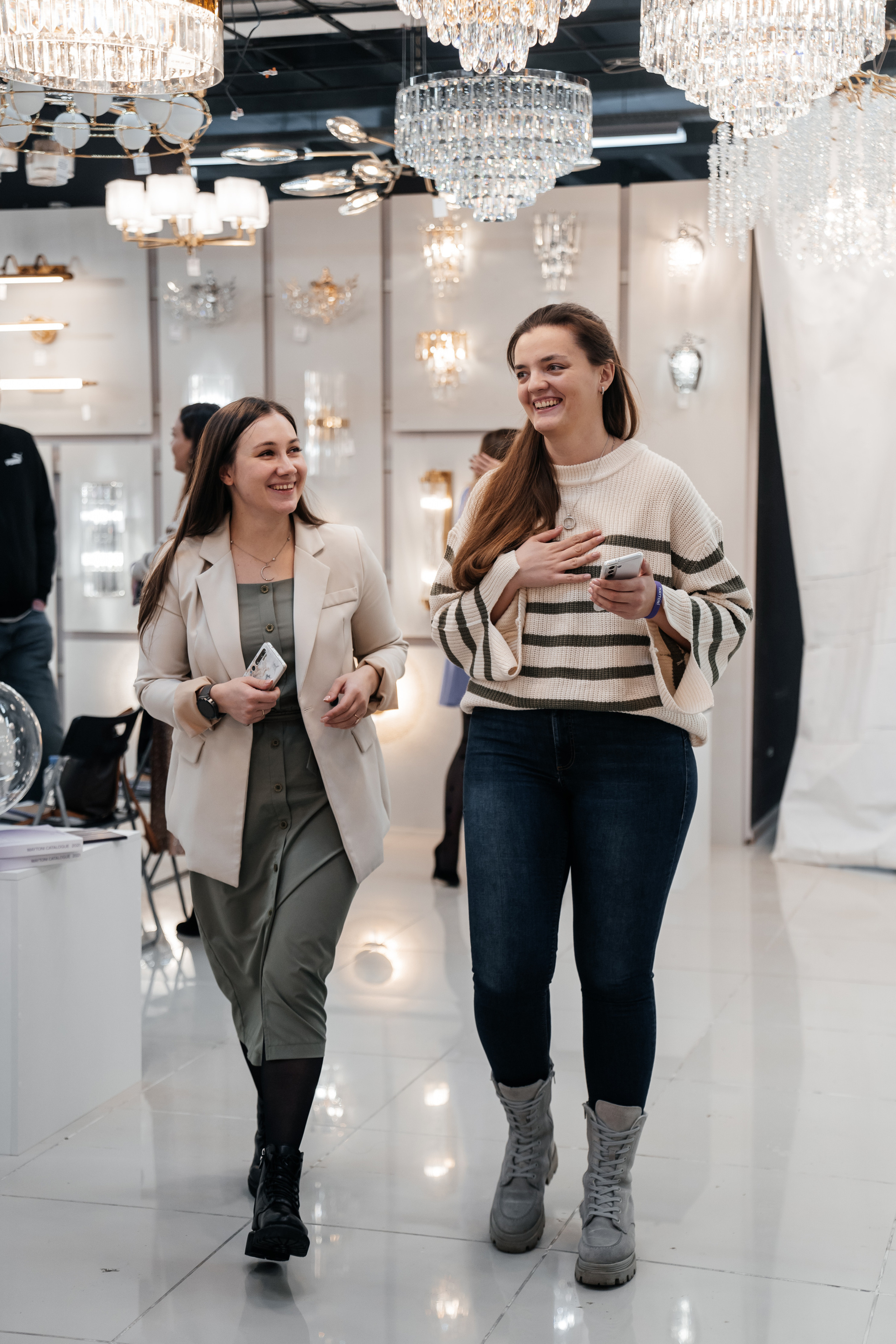 MAYTONI 2022 С В Е Т О Л О К. Свадебный и семейный фотограф В Барнауле Нечаева Таня