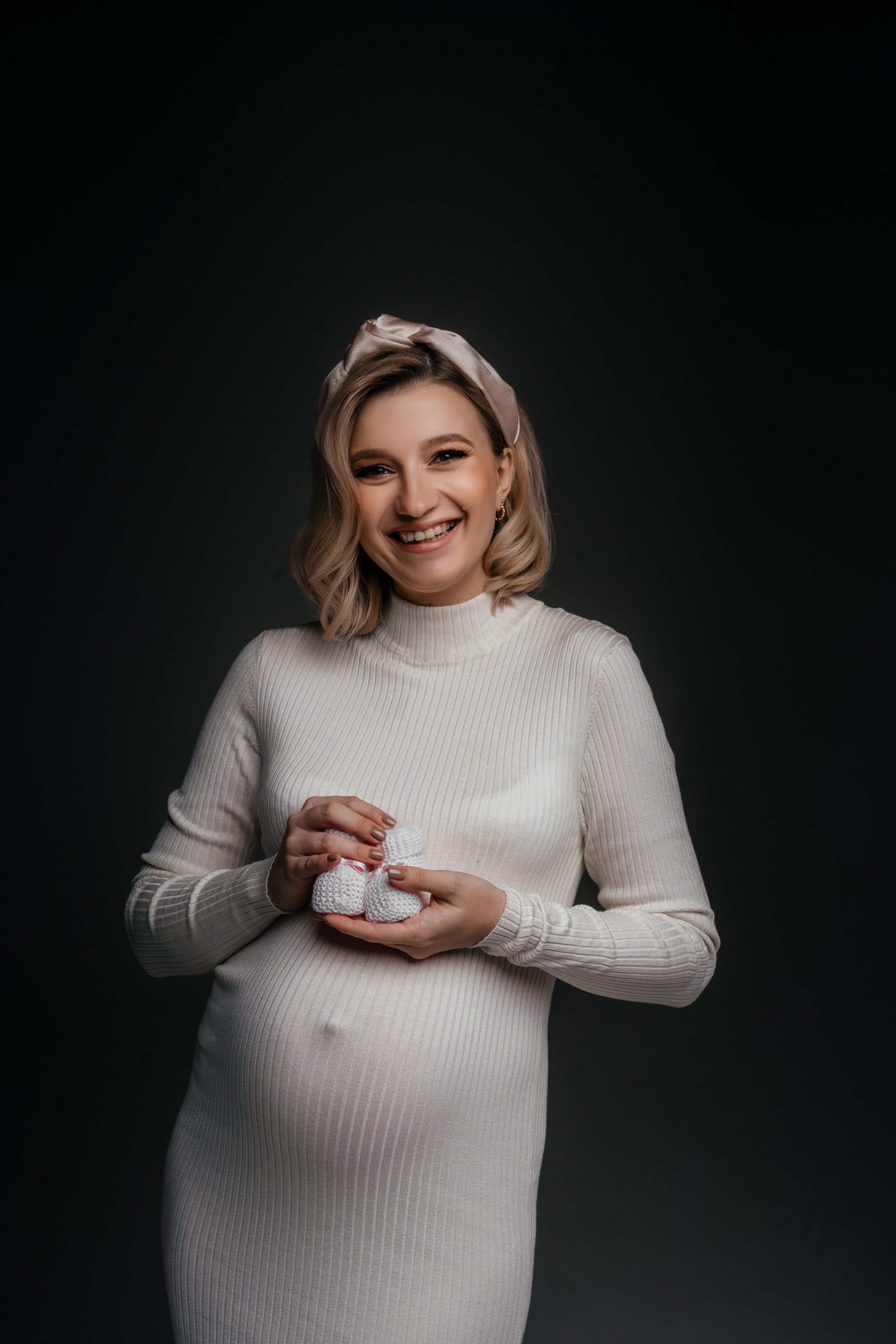 Фотосессия беременности фоновая съемка. Свадебный и семейный фотограф В Барнауле Нечаева Таня