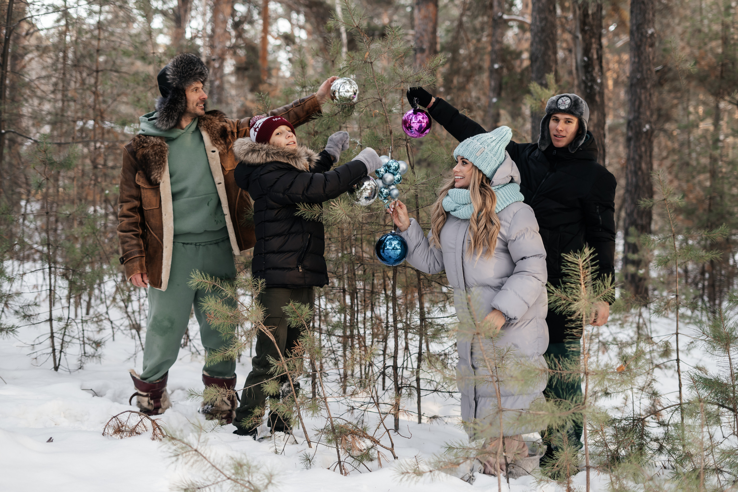 Семейная фотосессия в лесу. Свадебный и семейный фотограф В Барнауле Нечаева Таня