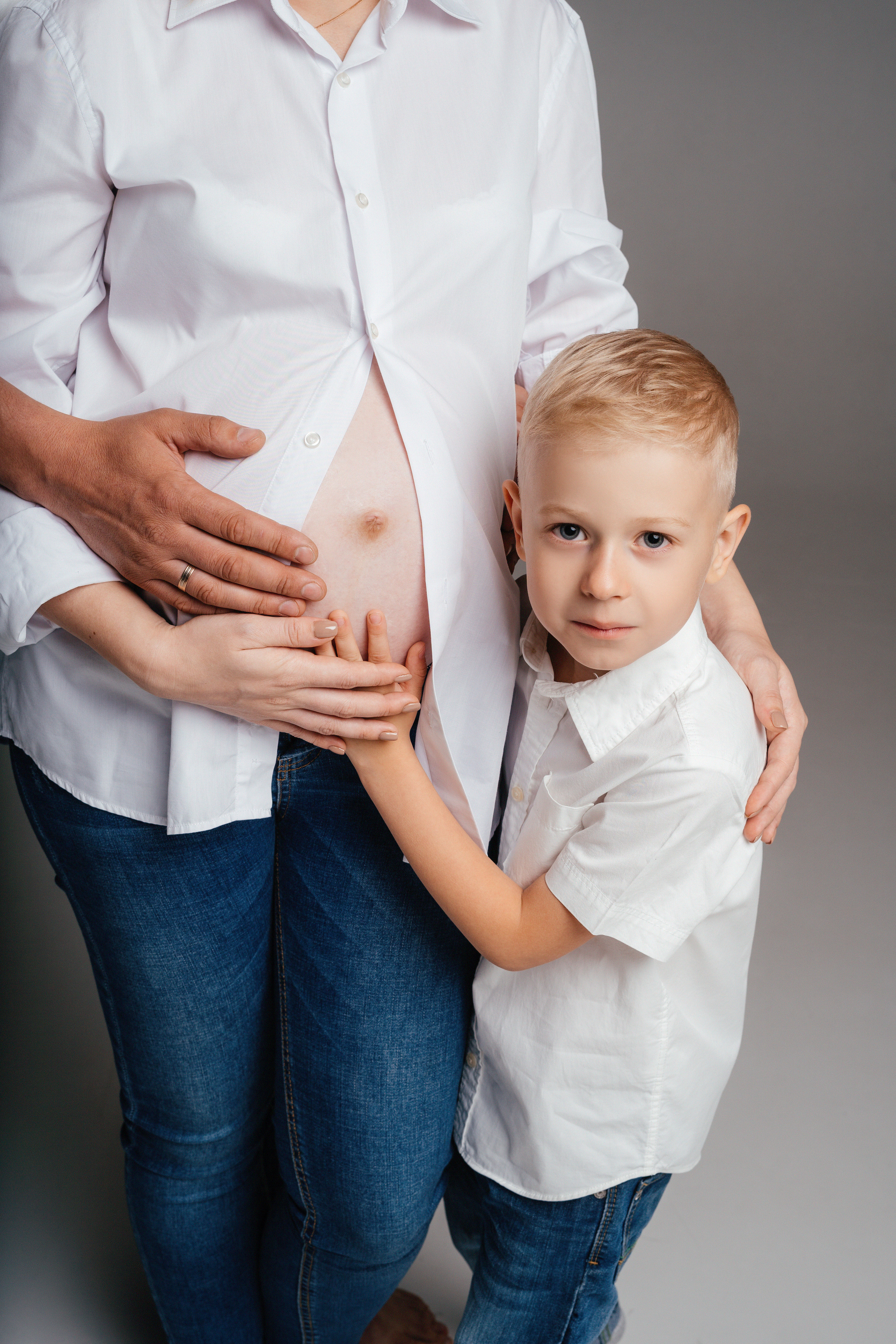 Фотосессия беременности фоновая съемка. Свадебный и семейный фотограф В Барнауле Нечаева Таня