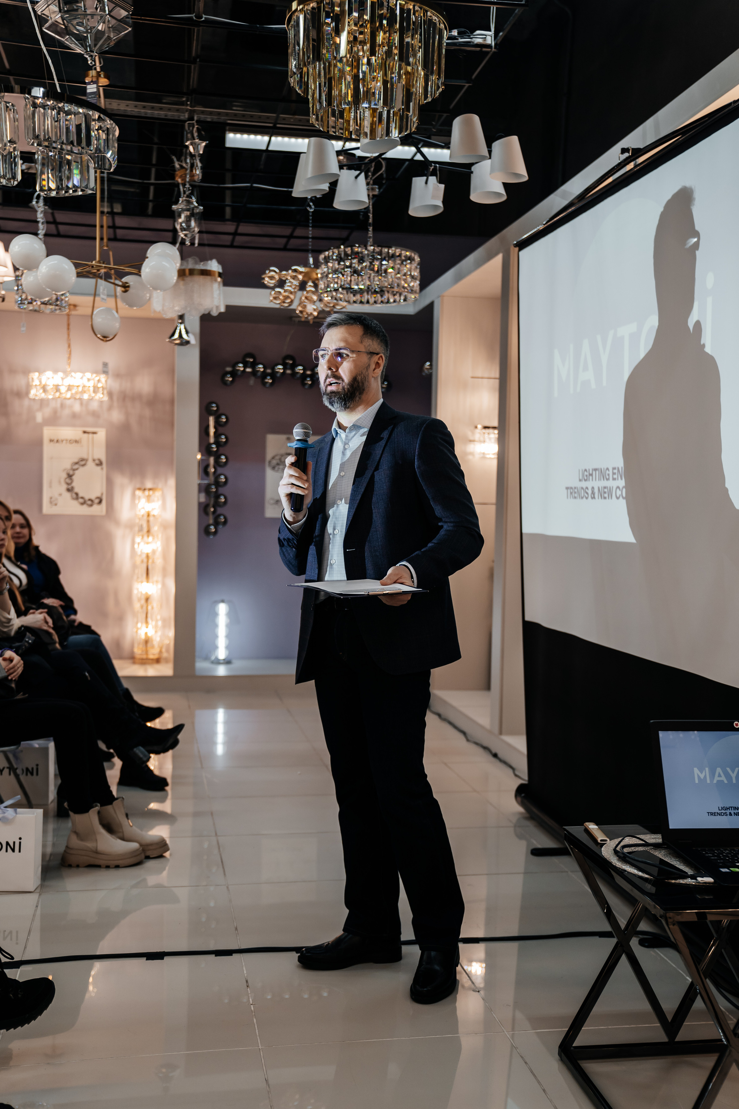 MAYTONI 2022 С В Е Т О Л О К. Свадебный и семейный фотограф В Барнауле Нечаева Таня