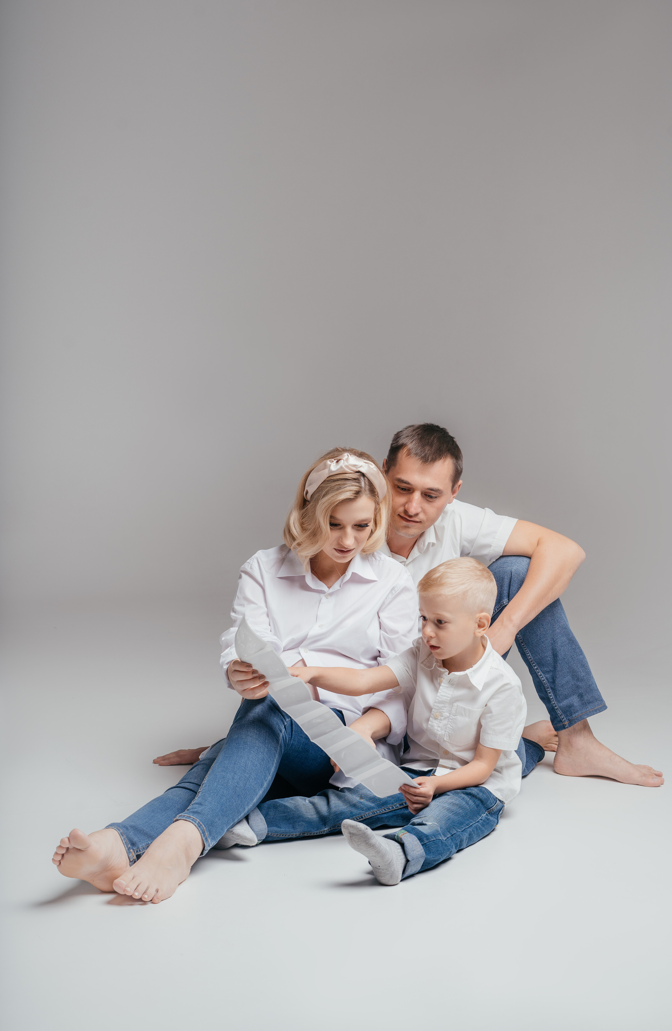 Фотосессия беременности фоновая съемка. Свадебный и семейный фотограф В Барнауле Нечаева Таня