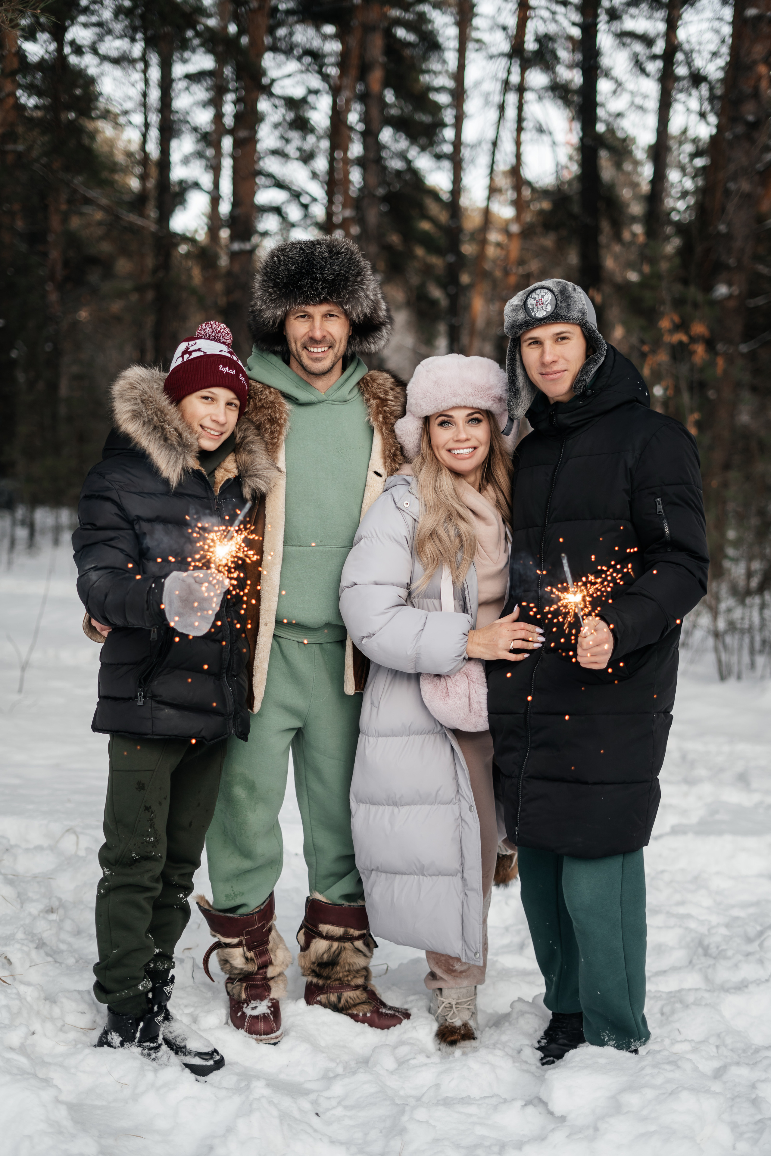 Семейная фотосессия в лесу. Свадебный и семейный фотограф В Барнауле Нечаева Таня