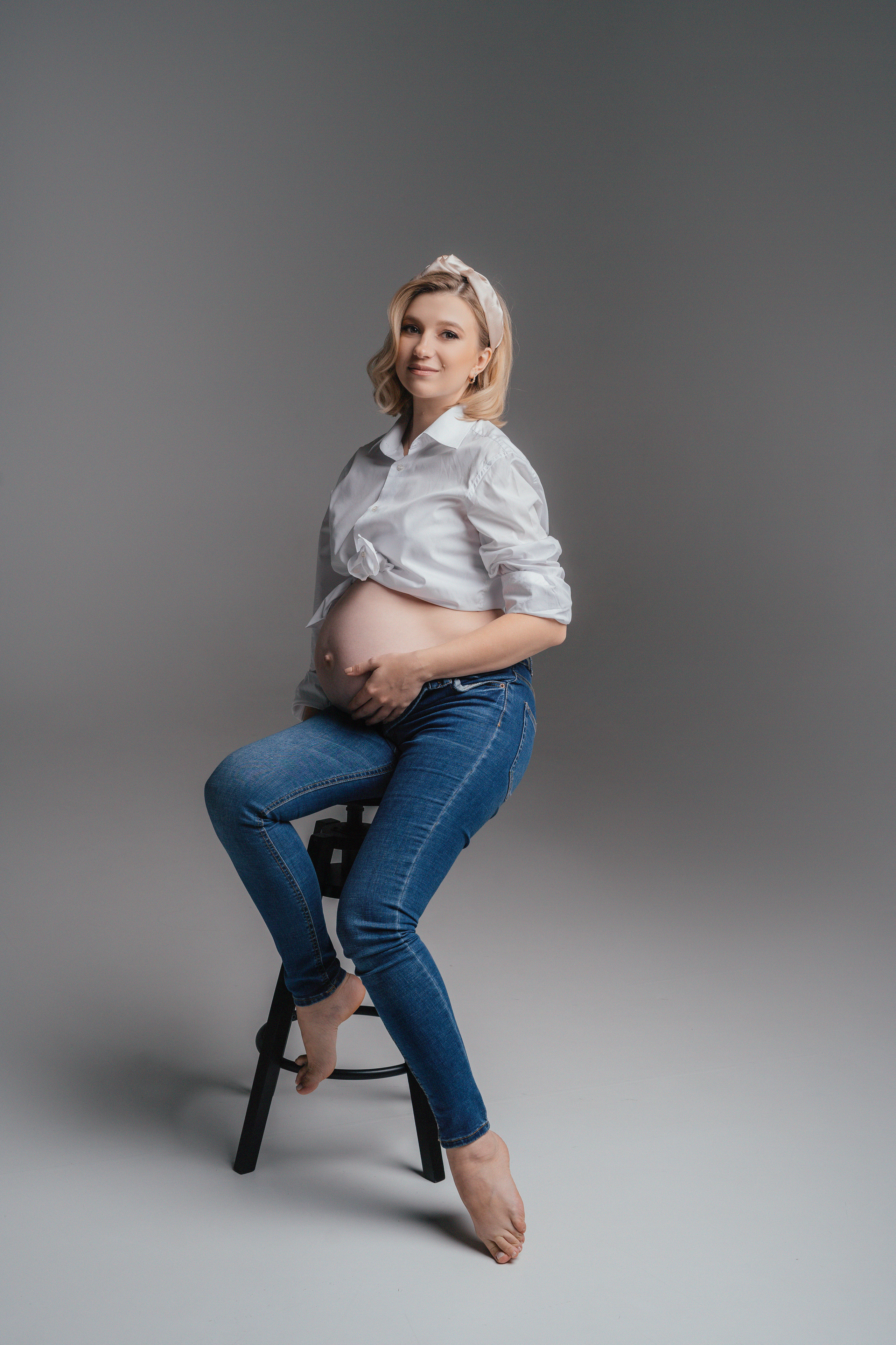 Фотосессия беременности фоновая съемка. Свадебный и семейный фотограф В Барнауле Нечаева Таня