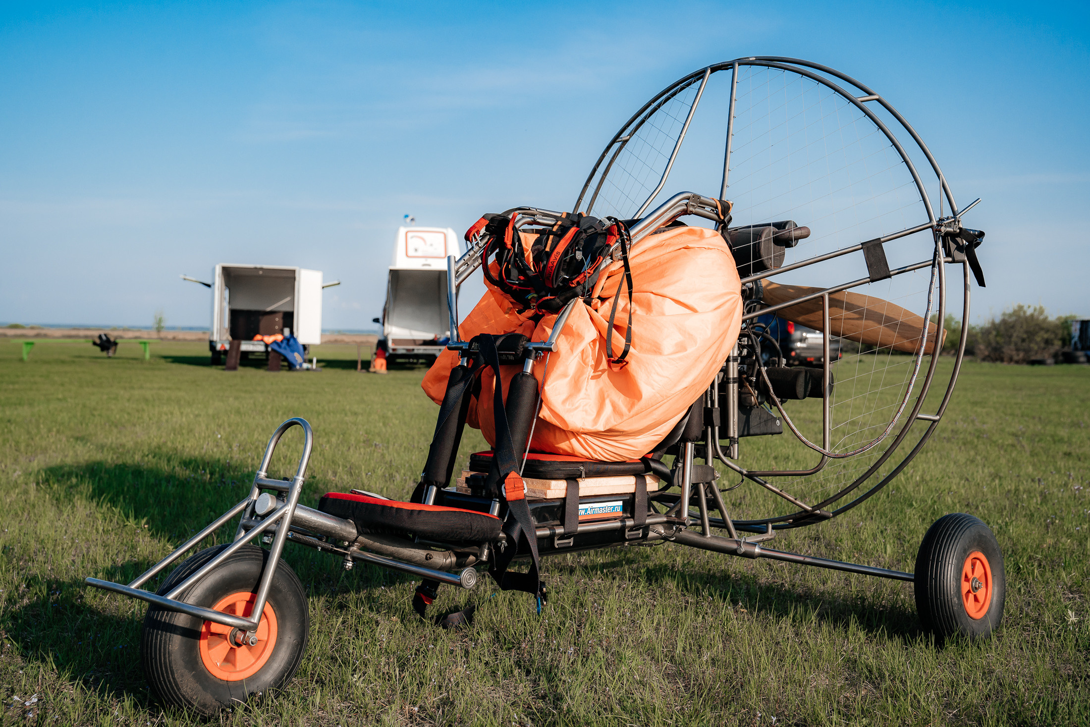 Контент полет на мотопараплане. Свадебный и семейный фотограф В Барнауле Нечаева Таня