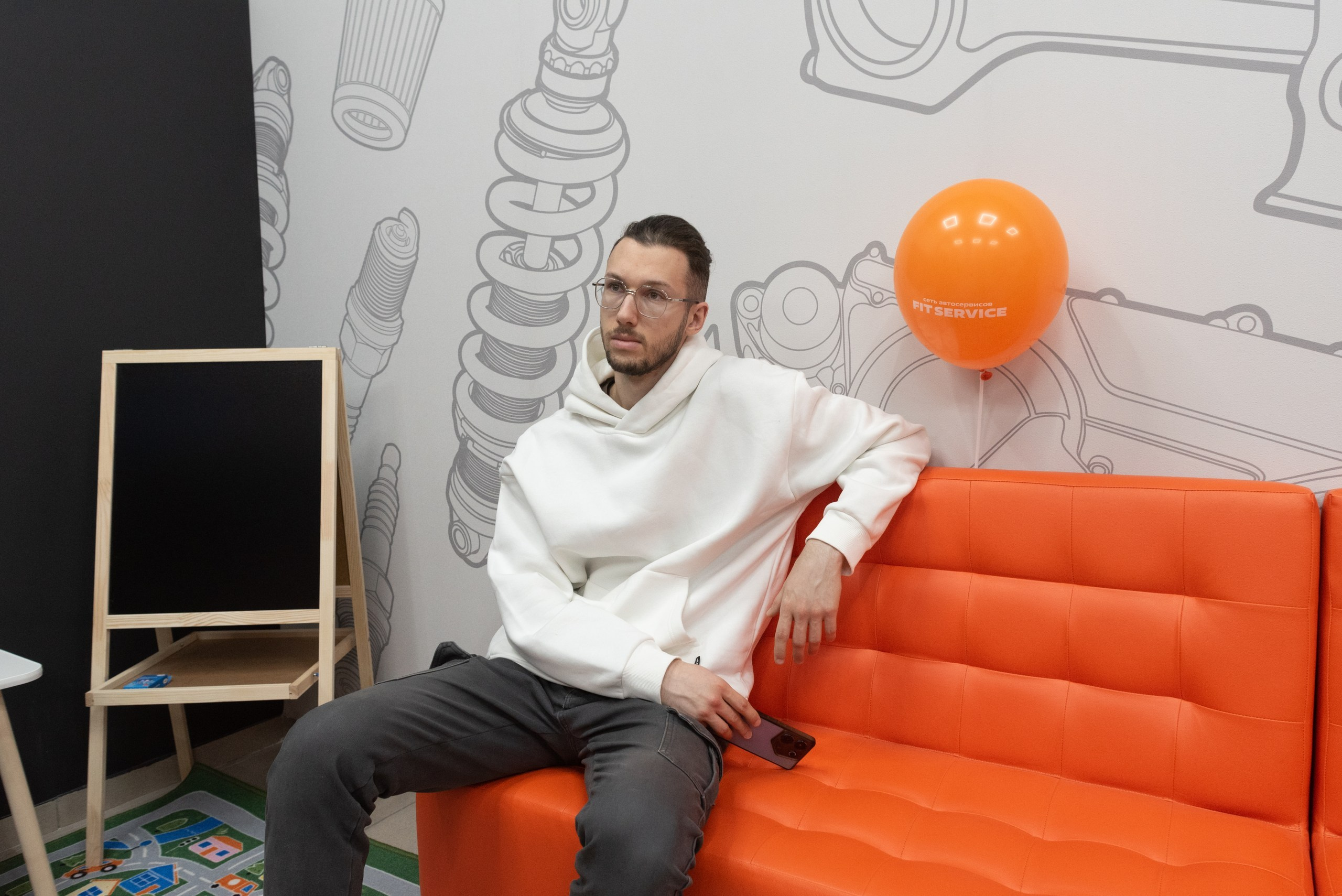 Автосервис Fit Service Открытие. Фотограф Максим Буряк