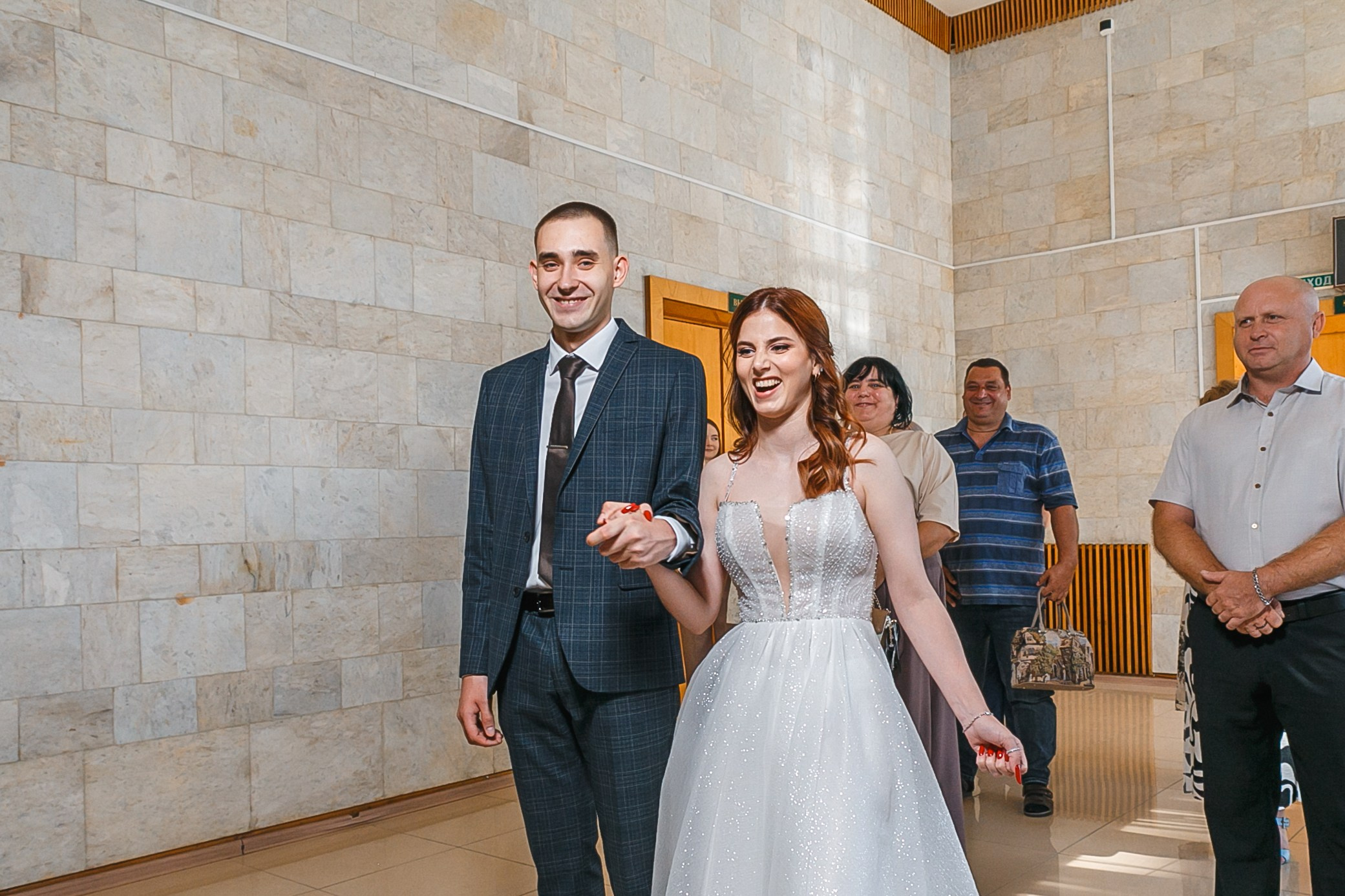 Марина и Даниил поженились. Событийный фотограф Максим Бескоровайновнов