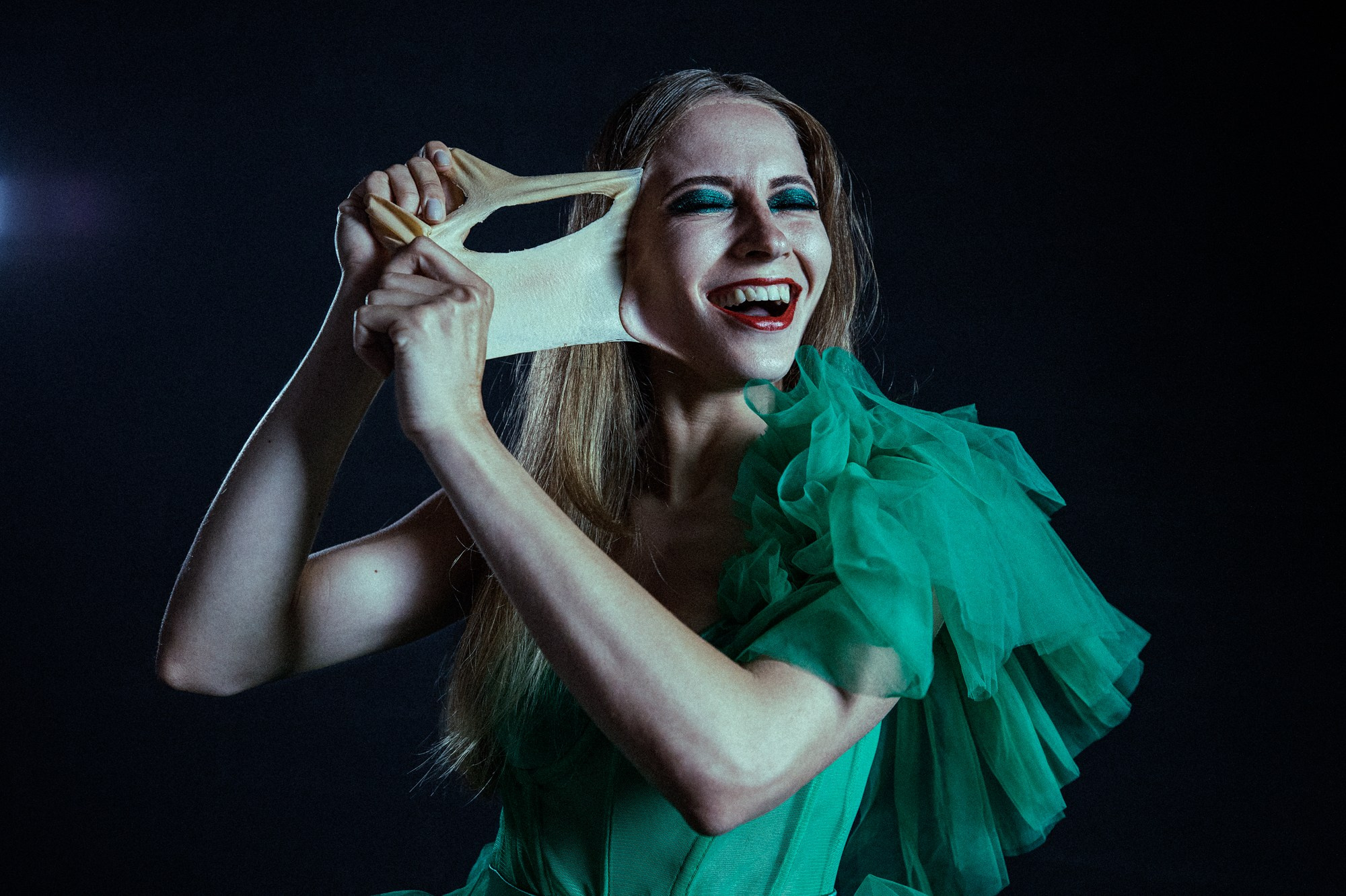 Разрушающая красота. Фотограф Ольга Кириллова Владивосток