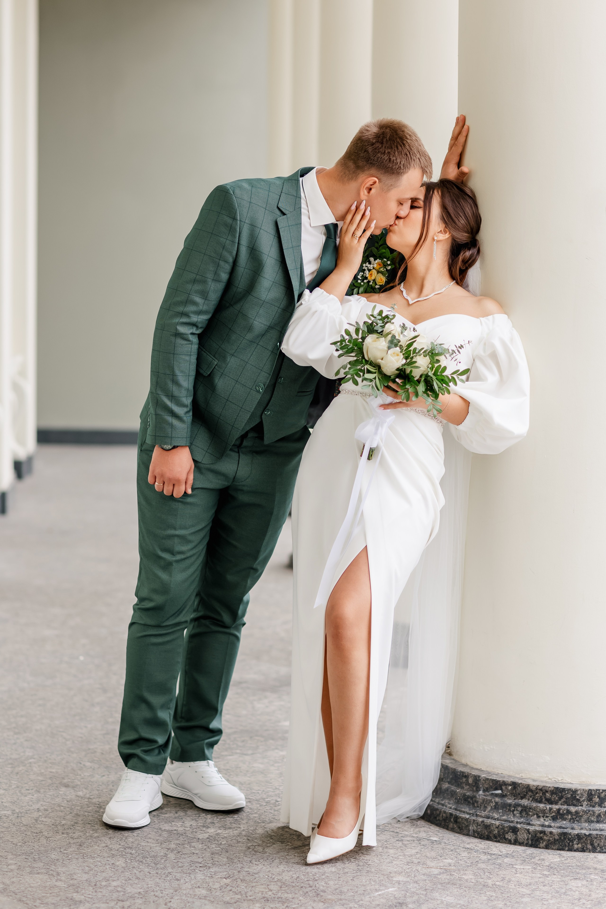 Олег и Юлия. Свадебная прогулка. Свадебный фотограф в Хабаровске