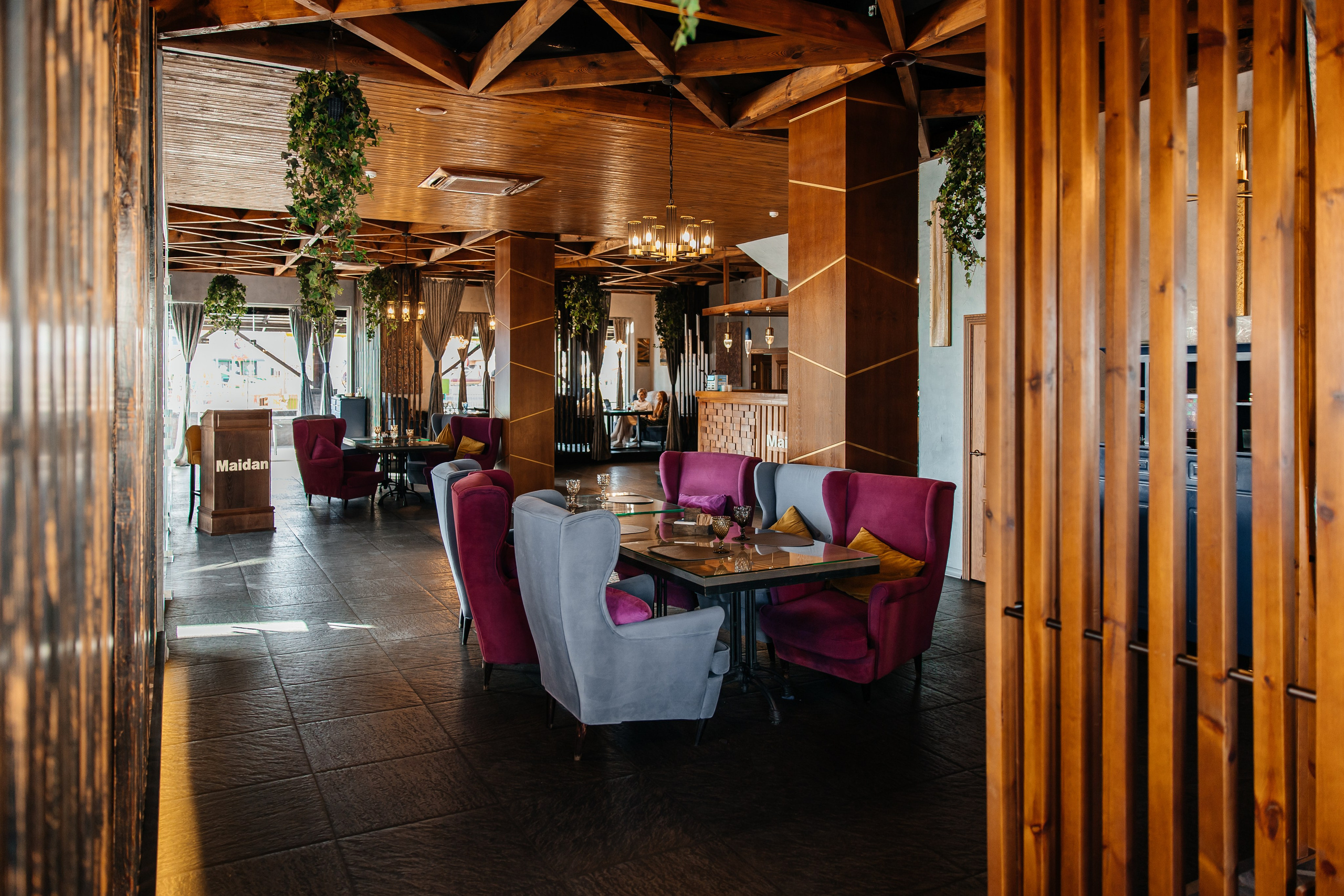 Грозный Maidan. Самый свадебный фотограф