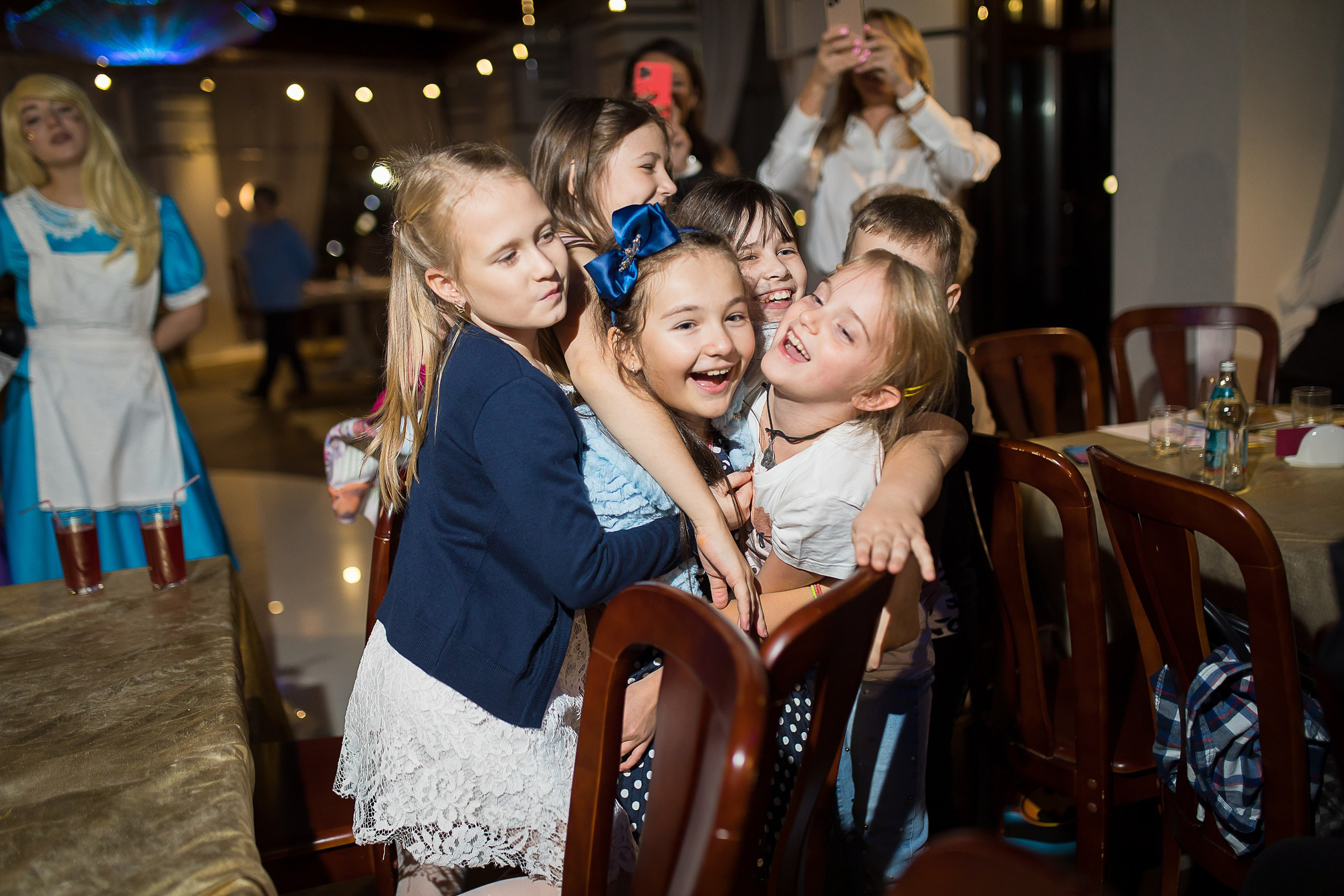 Детская фотосессия на празднике | Памятные моменты для всей семьи