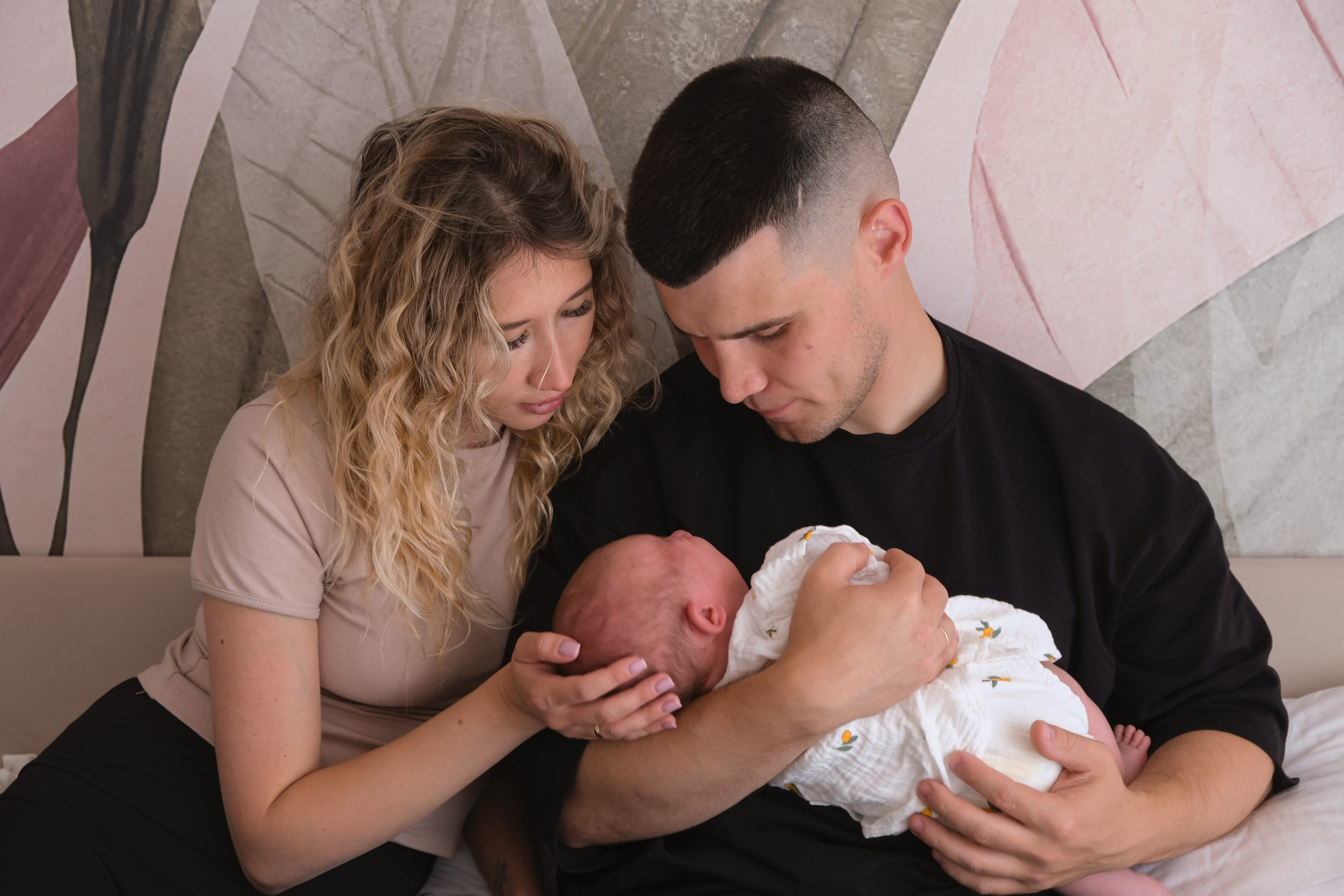 Домашняя с малышом. Фотограф на камеру и мобильная съемка в Казани Лидия