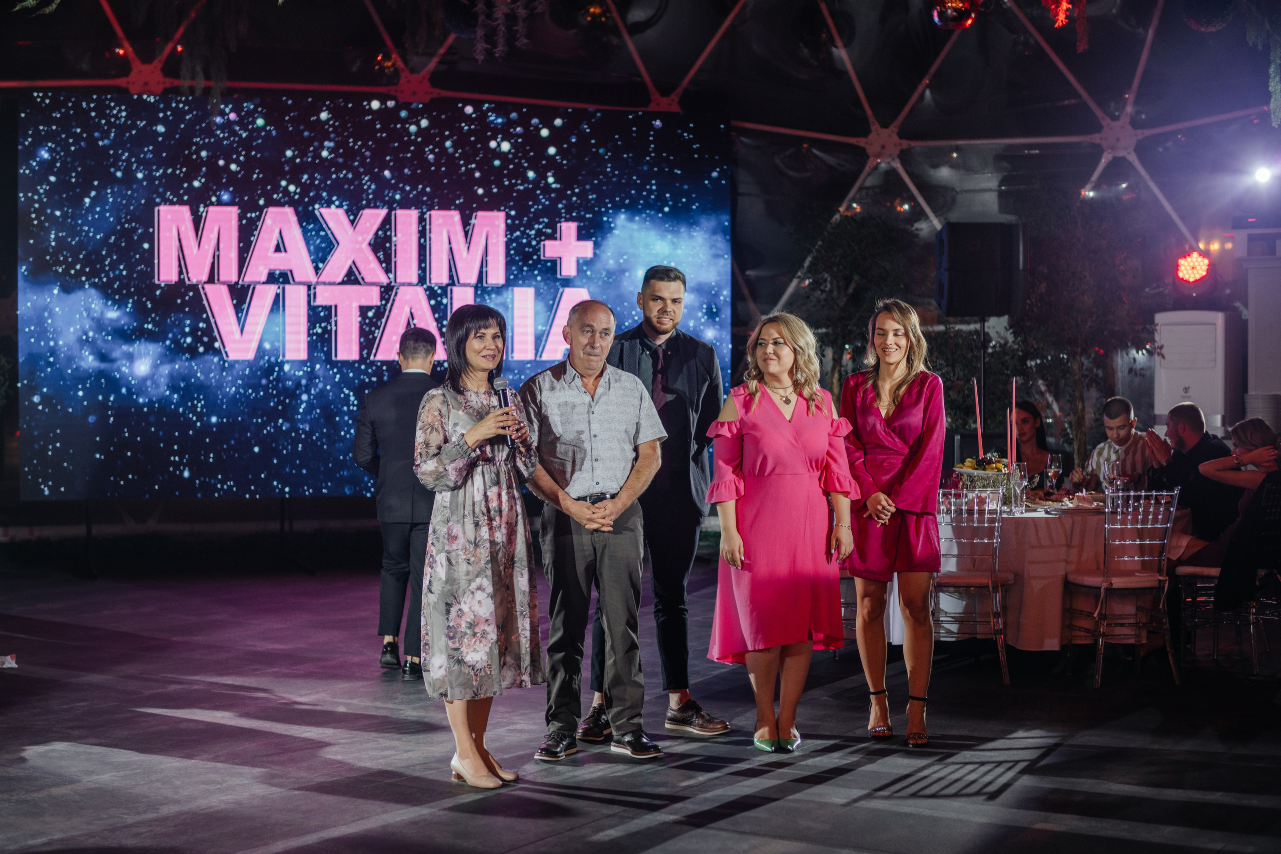 Свадебный день Максим и Вита. Графский Парк. Свадебный и семейный фотограф Надежда Соловьева