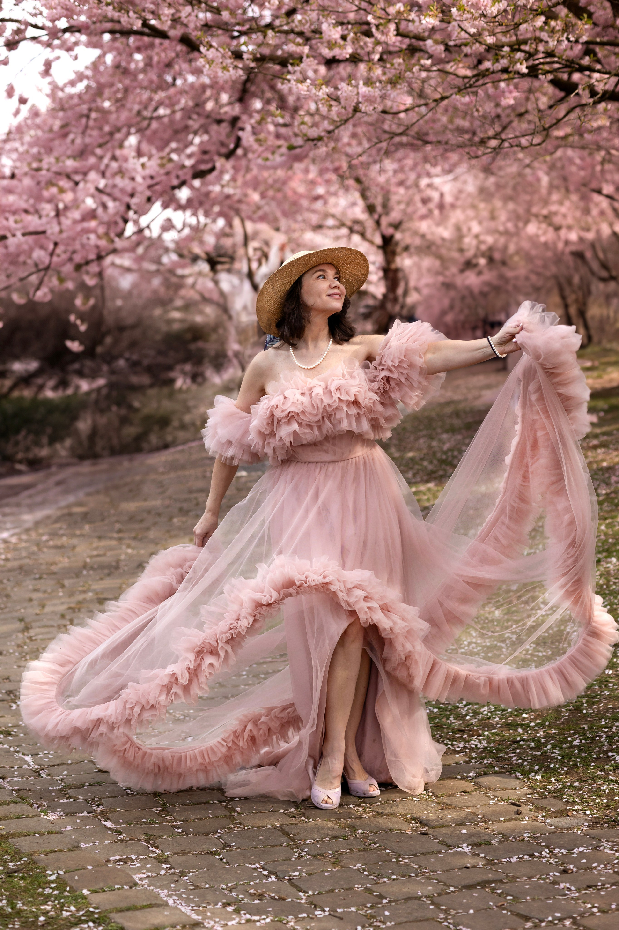 Long dresses shooting. Photographer in Munich