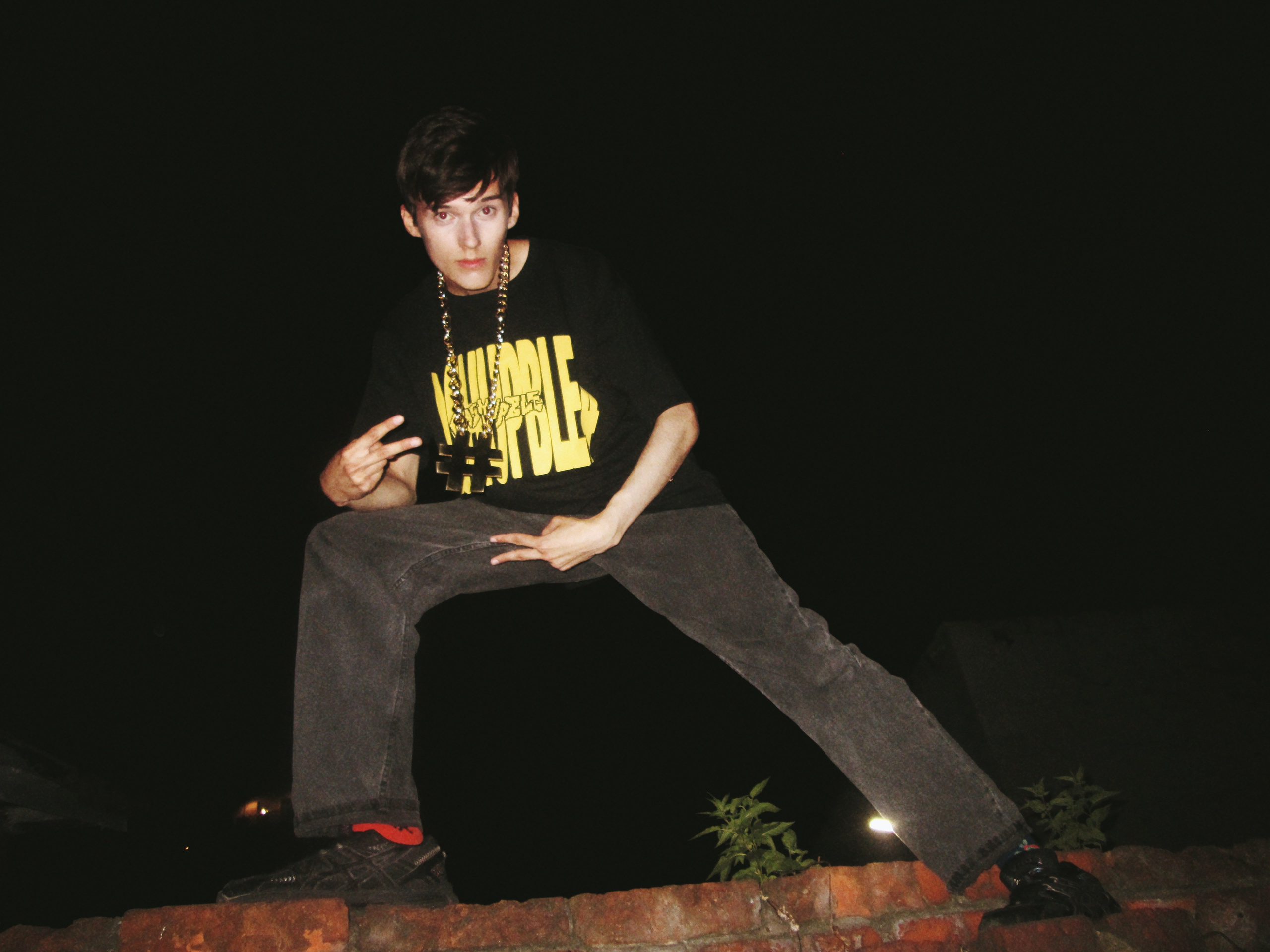 Съемка мерча MASHUPBLE. Концертный и портретный фотограф в Москве Соня Спросонья