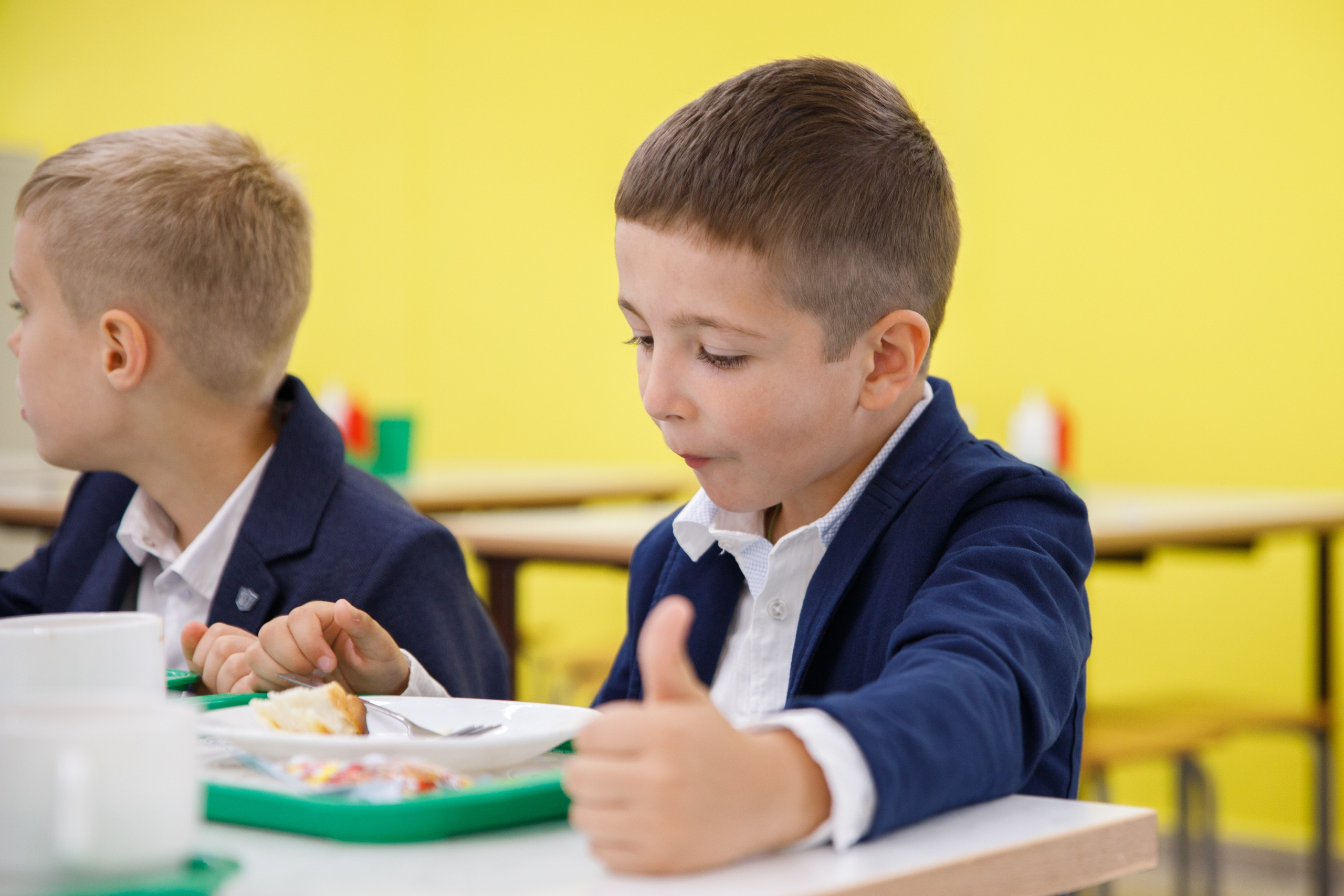 Репортажная съемка первого сентября для первоклассников. Семейный и школьный фотограф в Москве Анна Ткач