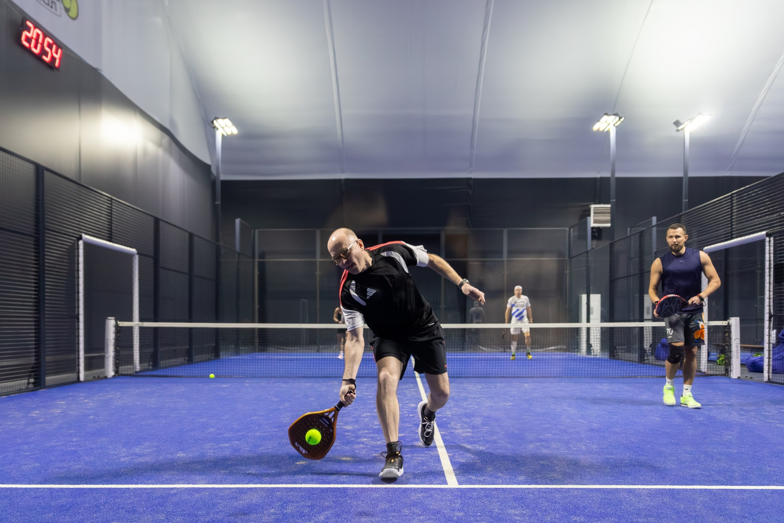 Спортивный фотограф падел в Краснодаре - Суковатых Евгений